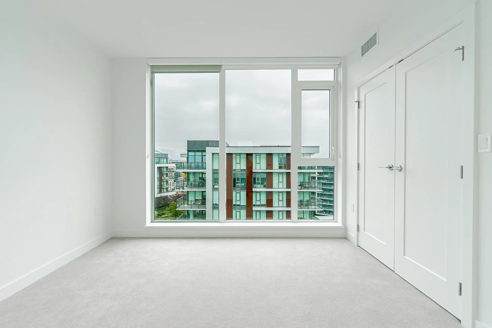 1603 8155 Capstan Way