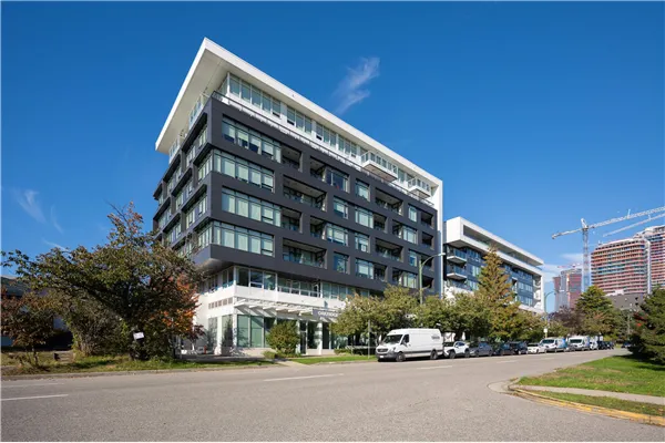 907 6383 Cambie Street