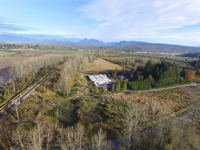 LT.1 Rawlison Crescent