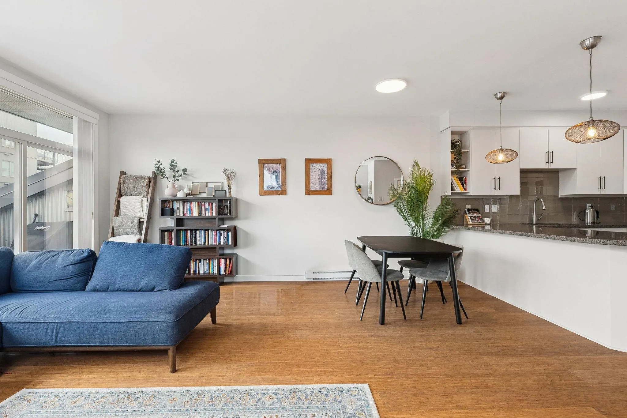 220 6111 London Road