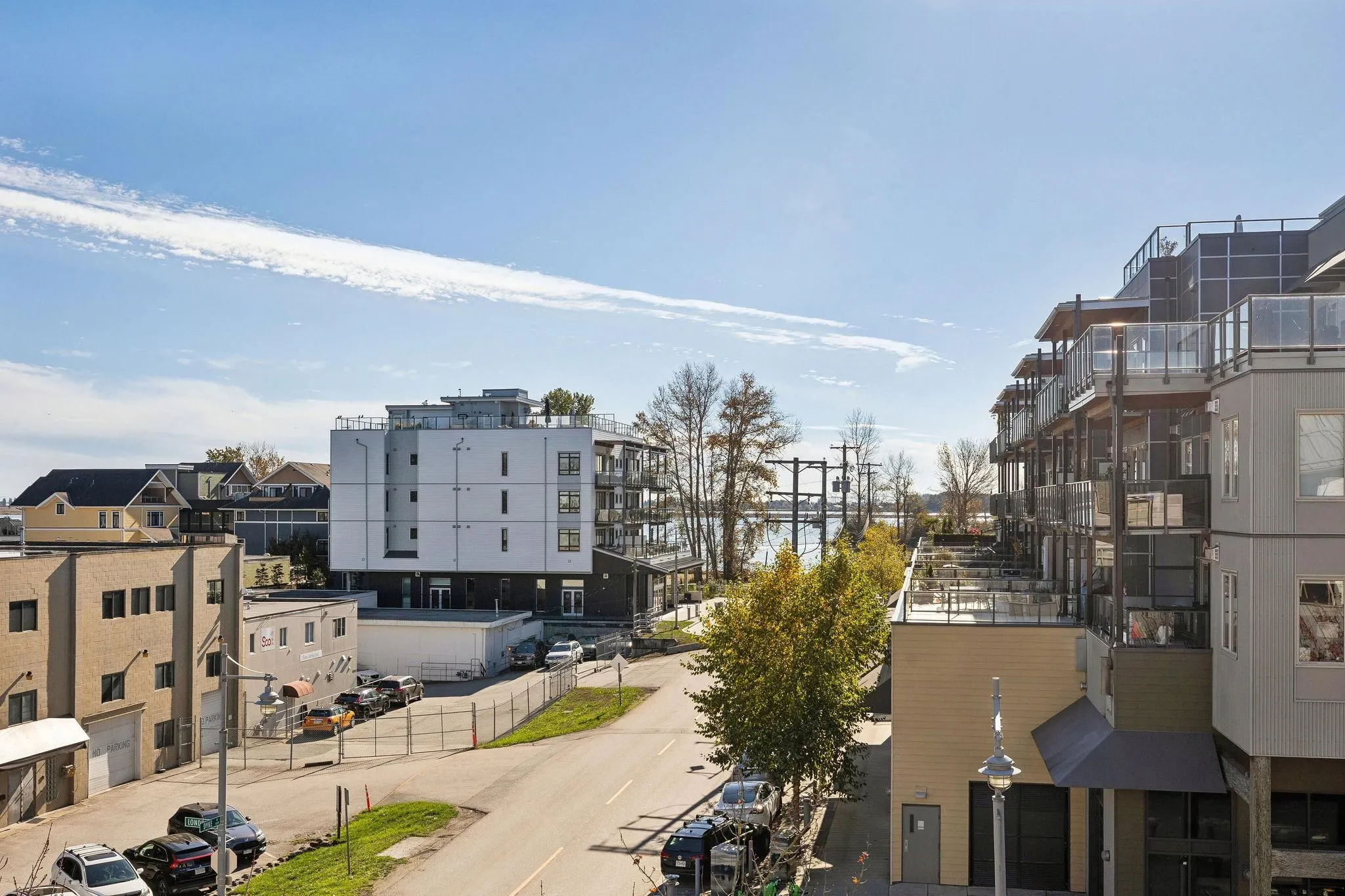 220 6111 London Road