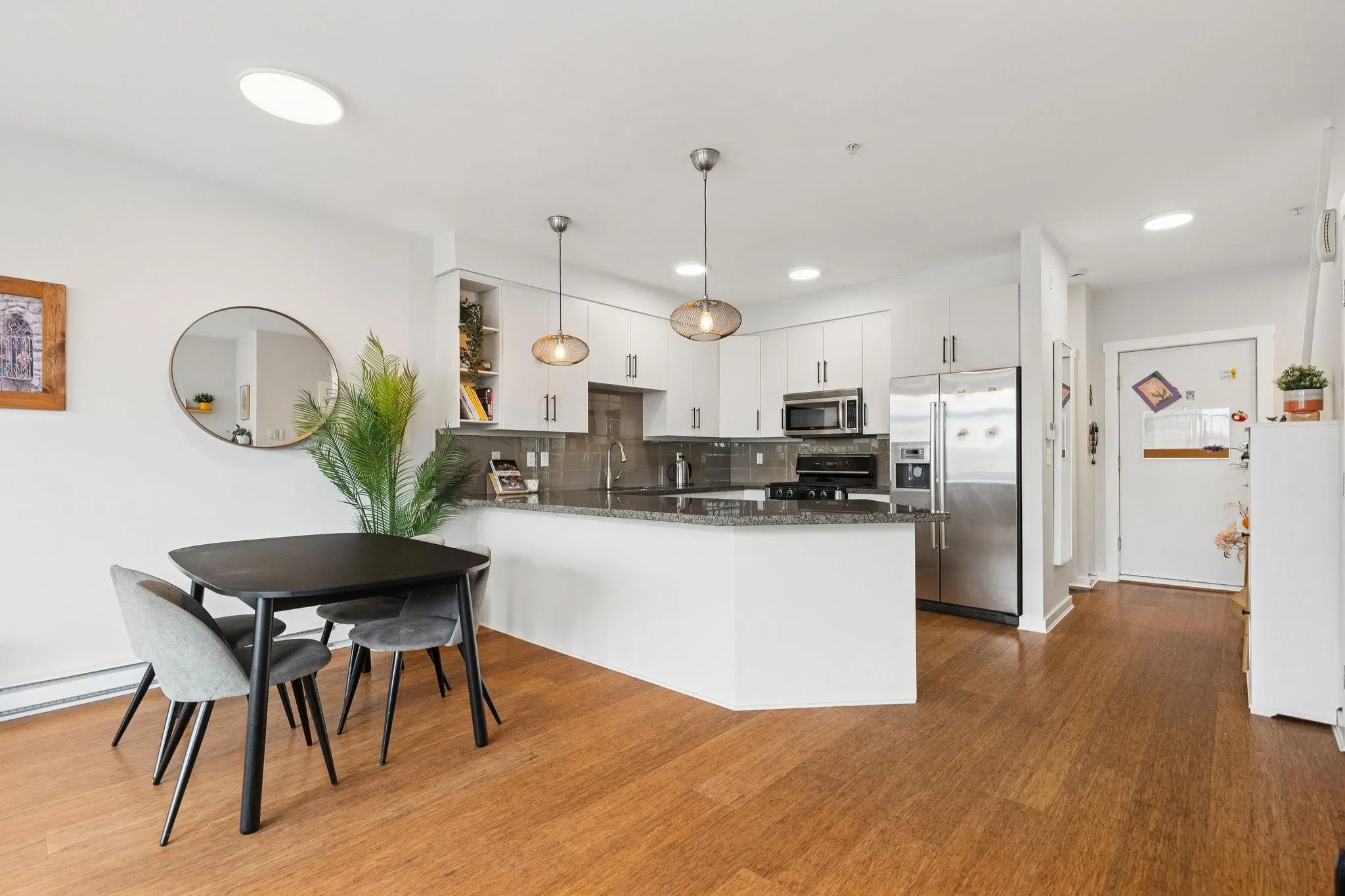 220 6111 London Road