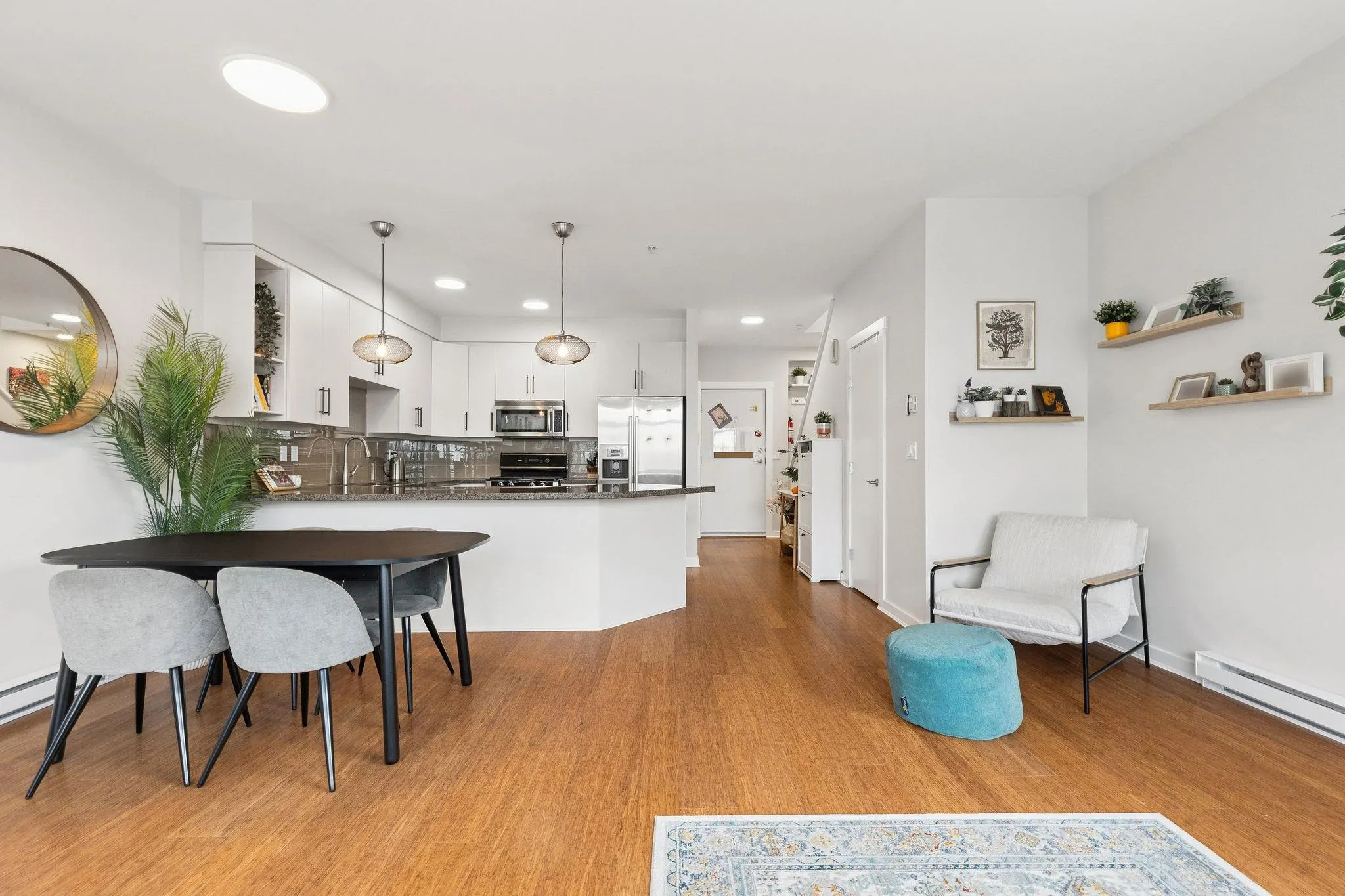 220 6111 London Road