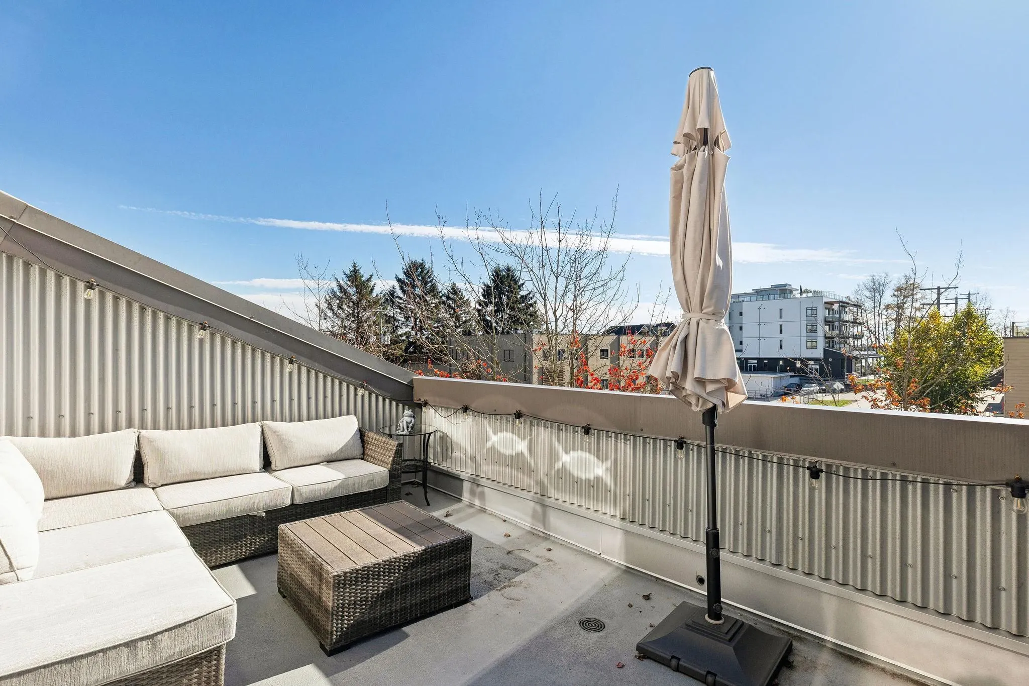 220 6111 London Road