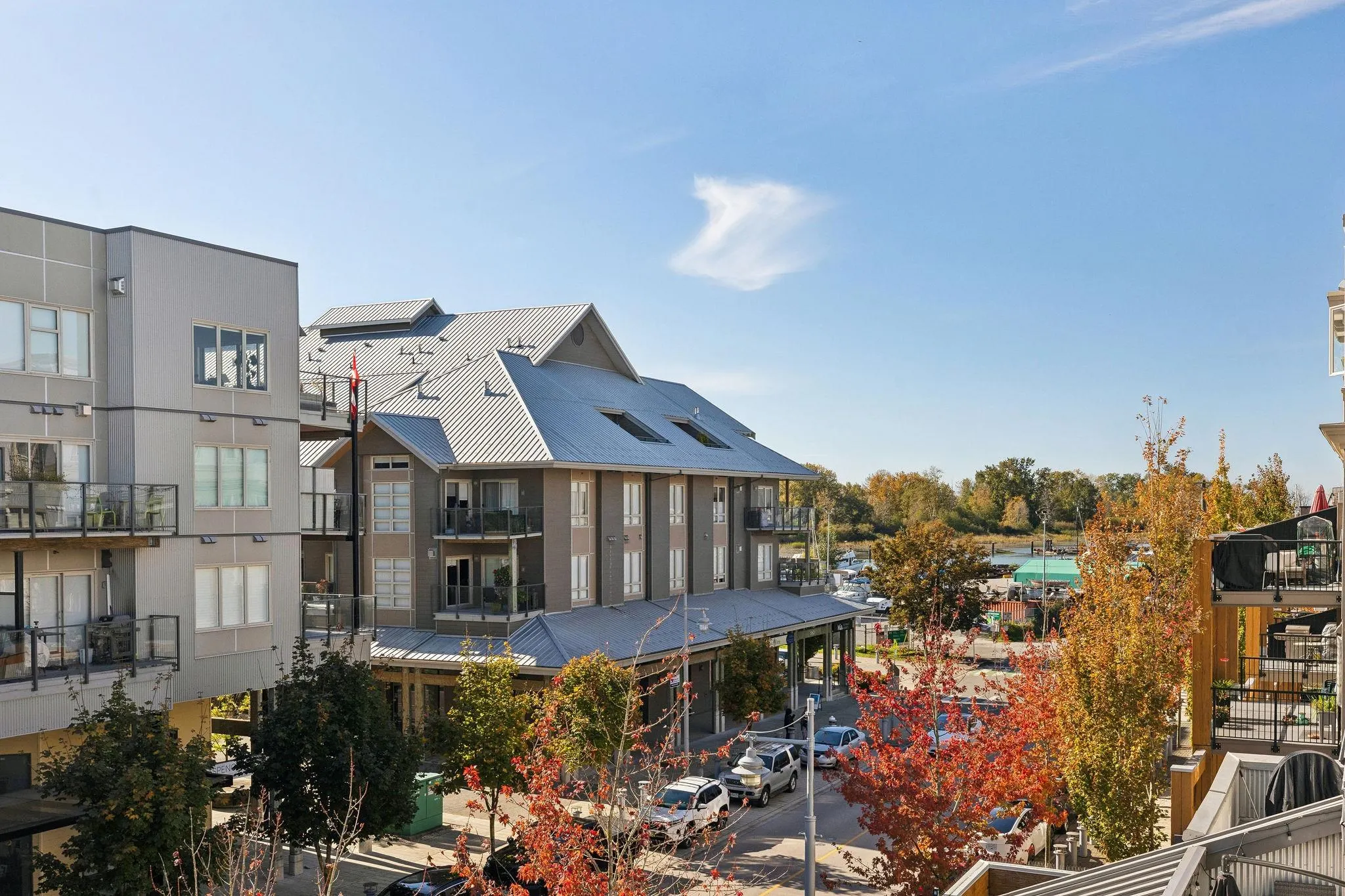 220 6111 London Road