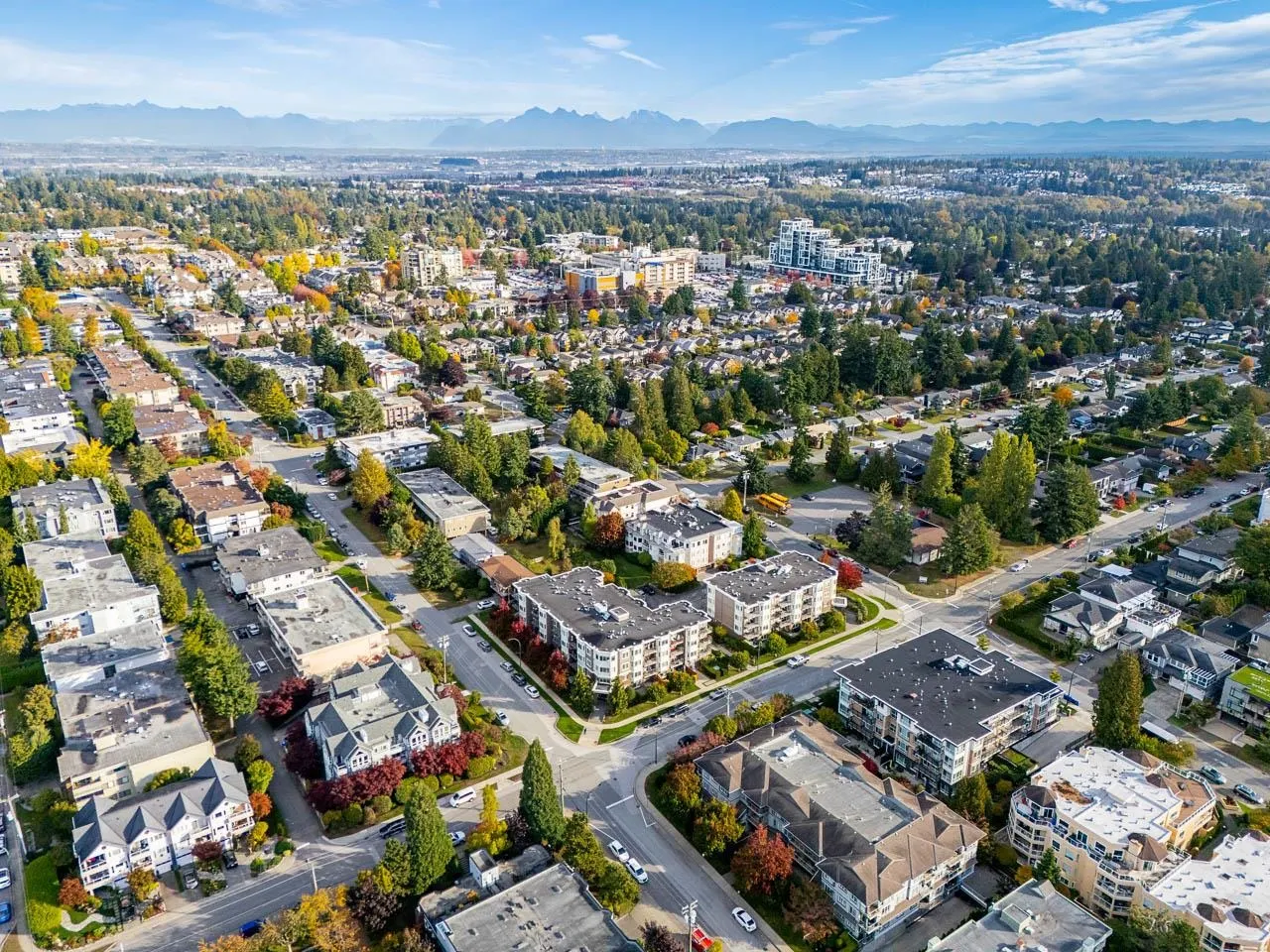 PH4 15357 Roper Avenue