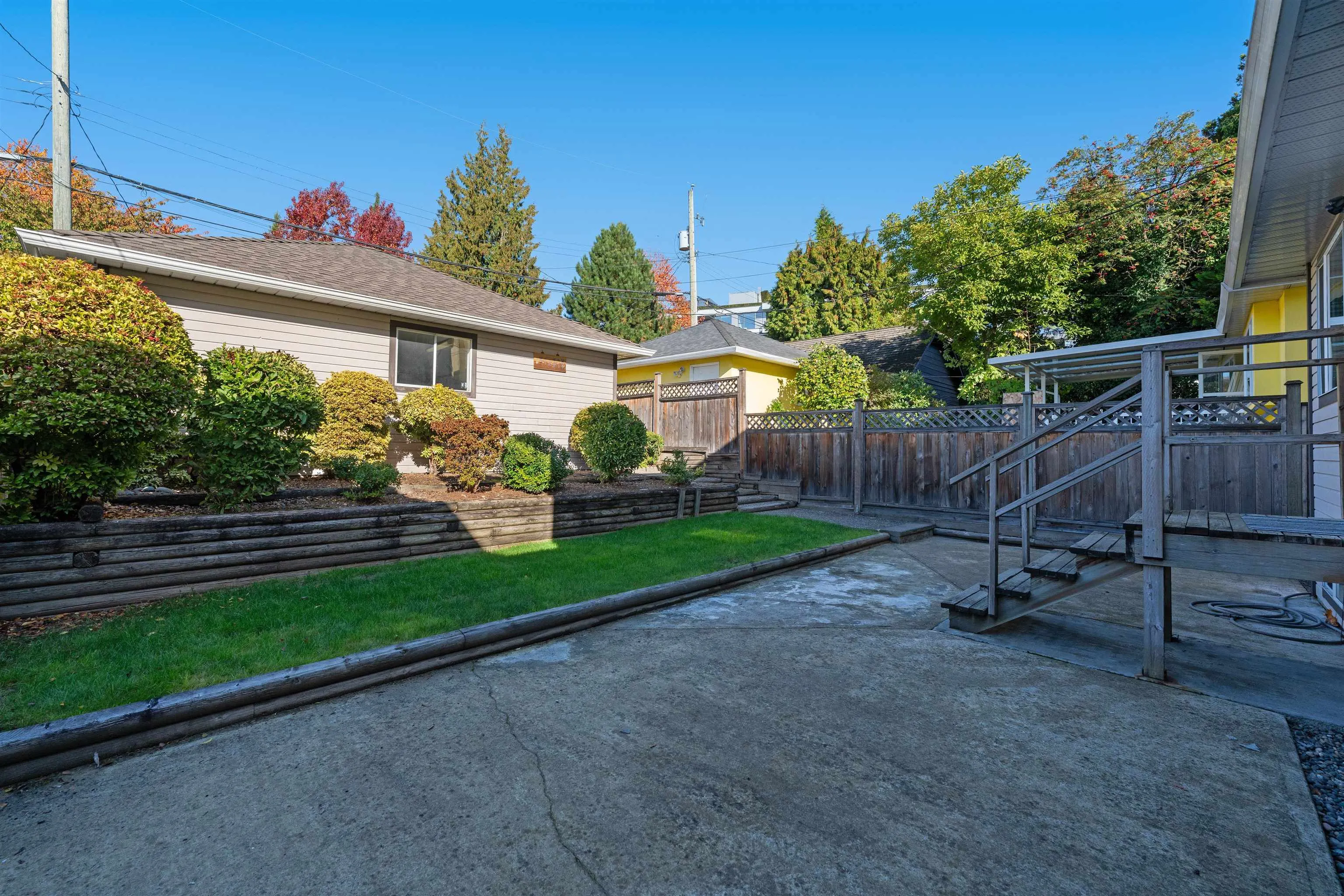2133 W 49th Avenue