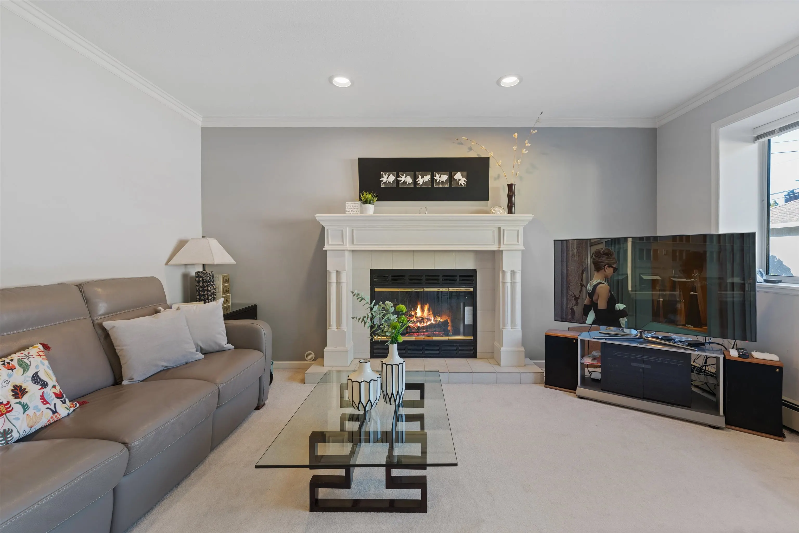 2133 W 49th Avenue