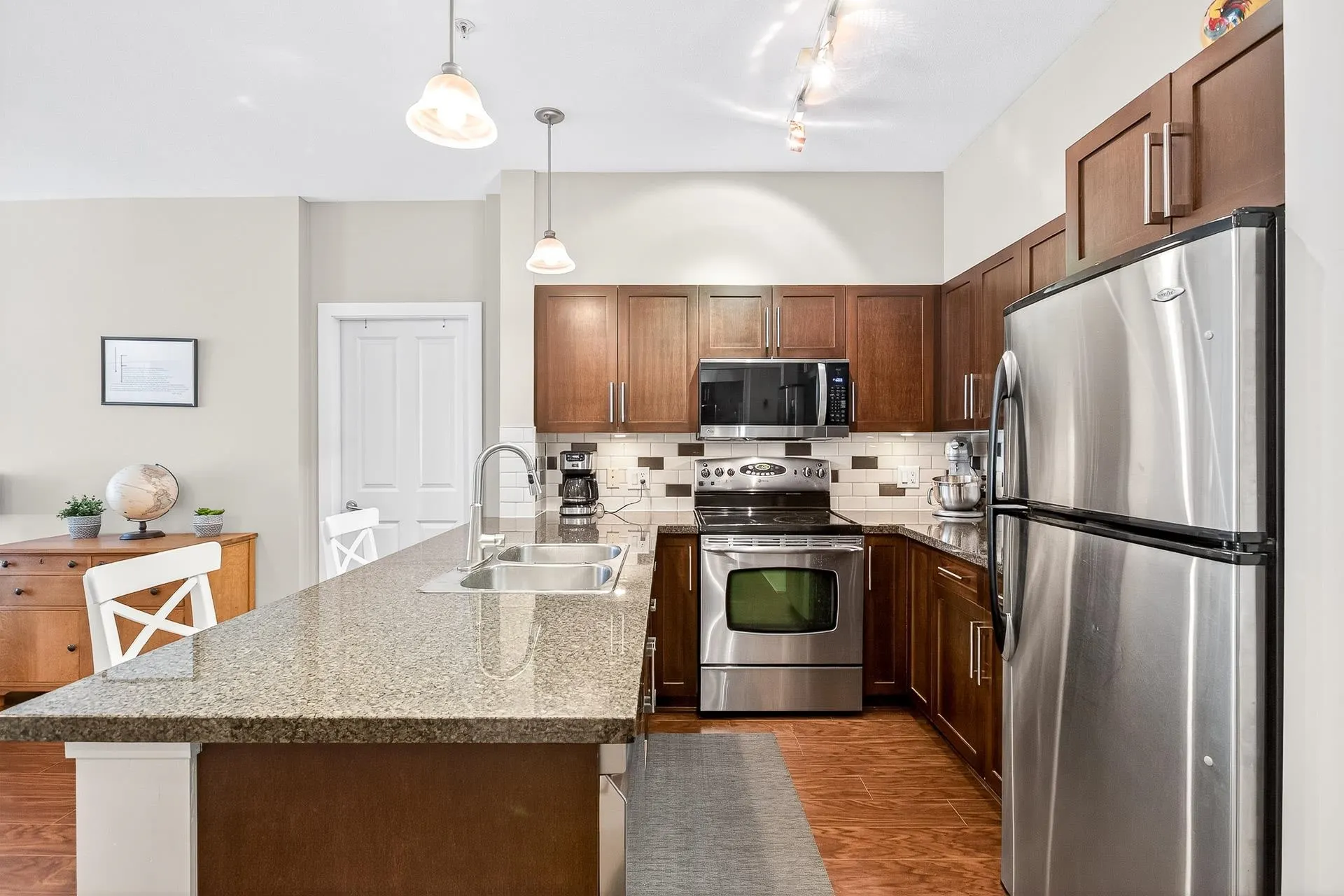 109 2353 Marpole Avenue