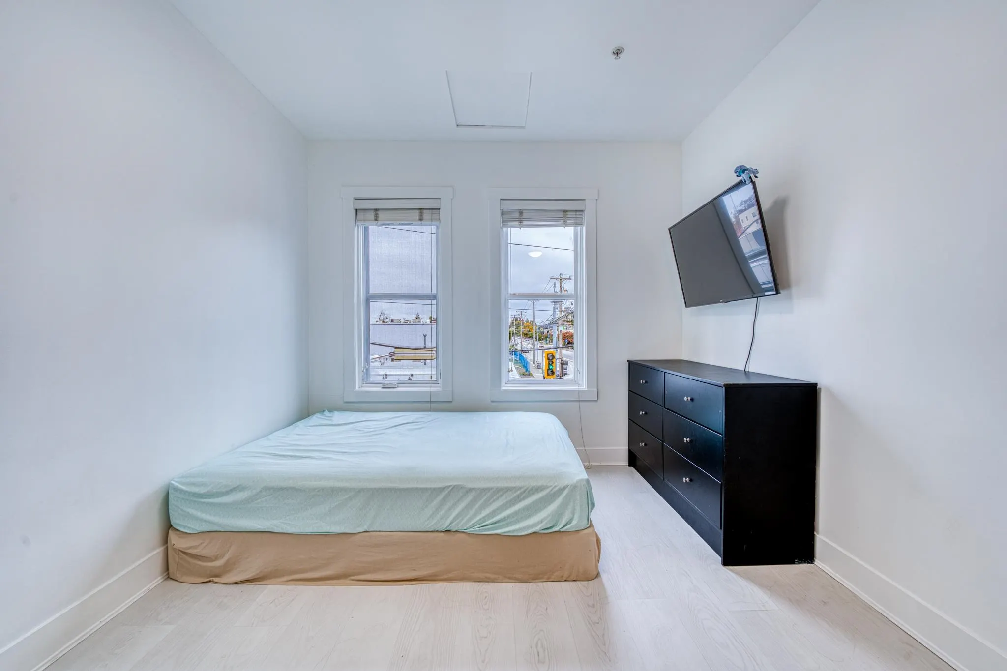 205 3900 Moncton Street