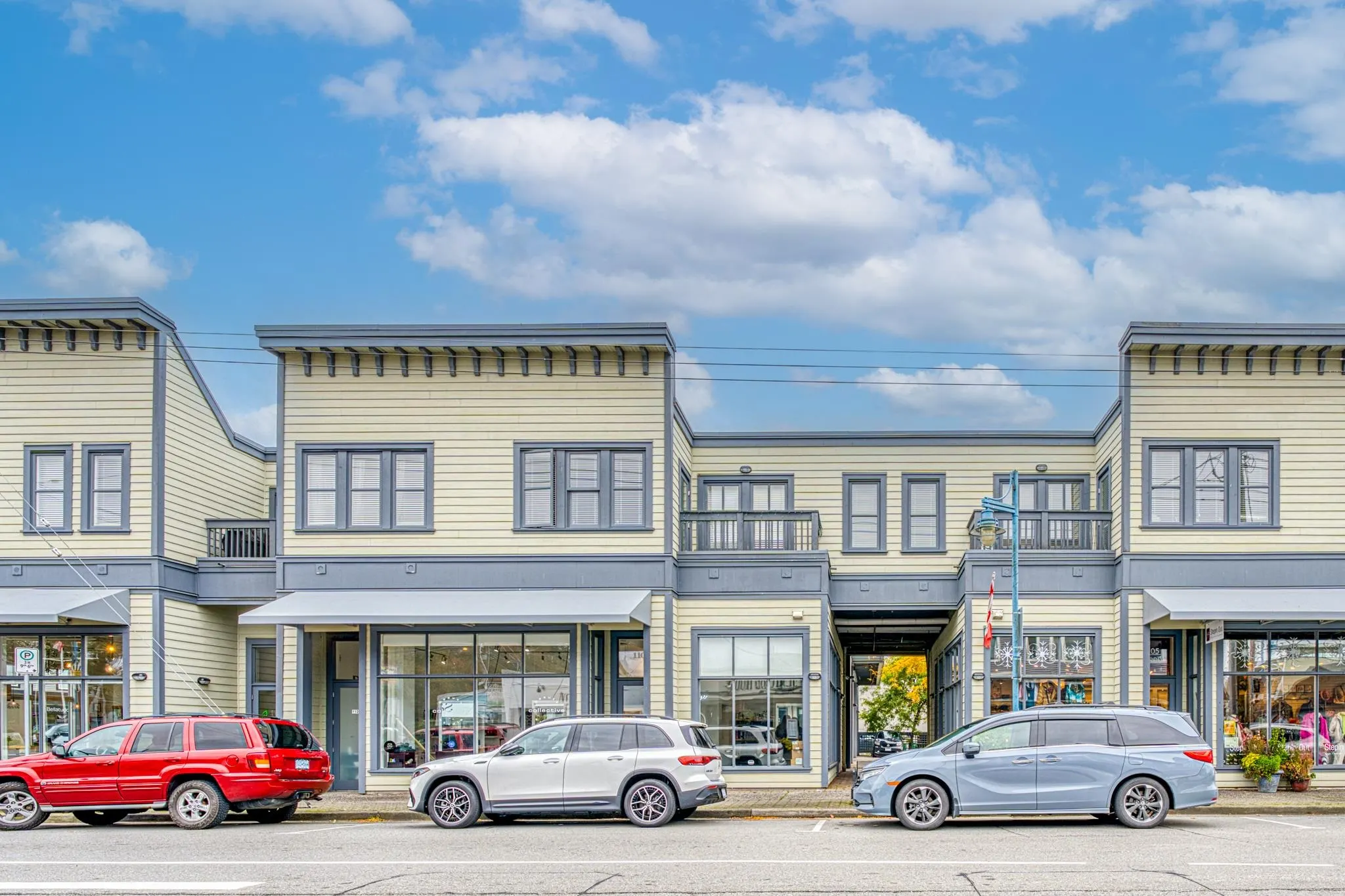 205 3900 Moncton Street