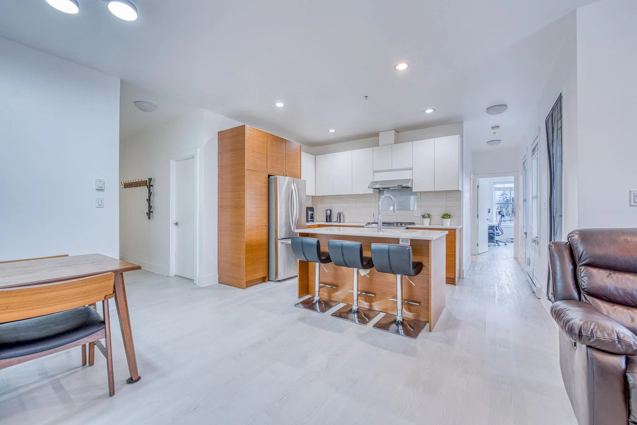 205 3900 Moncton Street