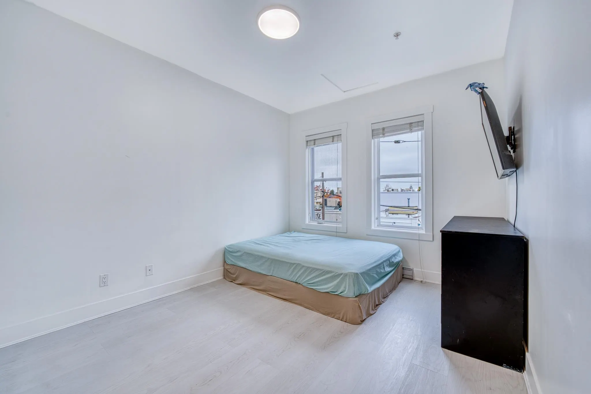 205 3900 Moncton Street