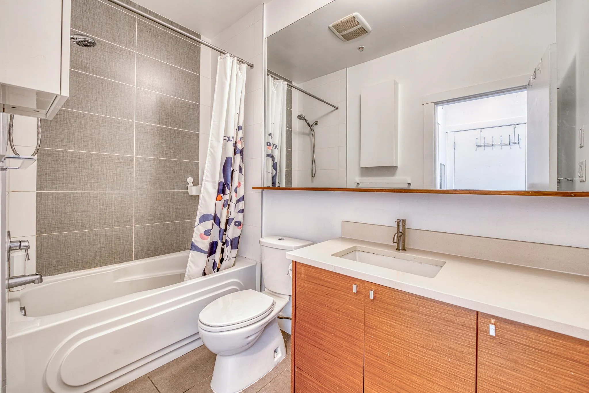 205 3900 Moncton Street