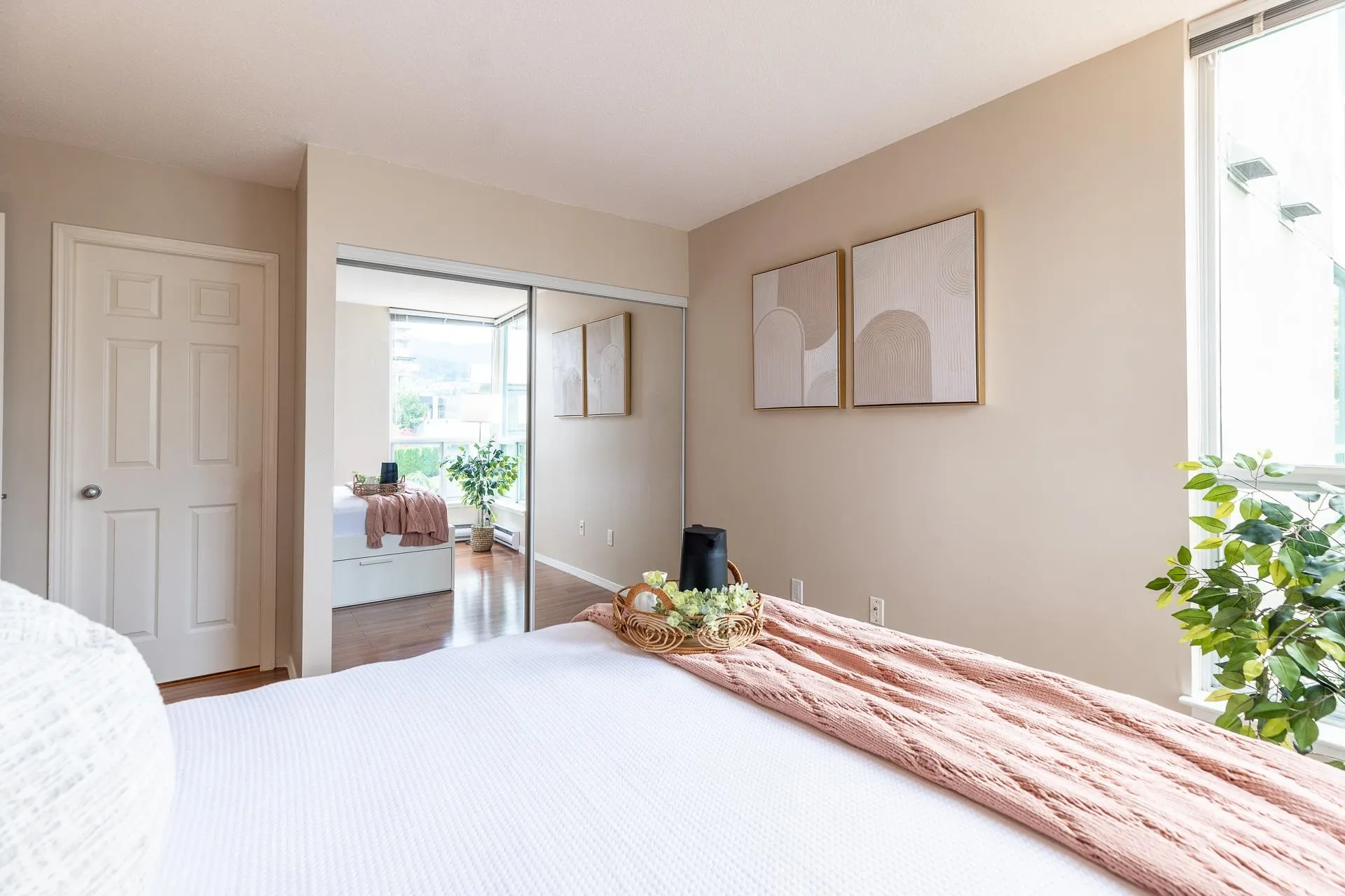 405 1148 Heffley Crescent