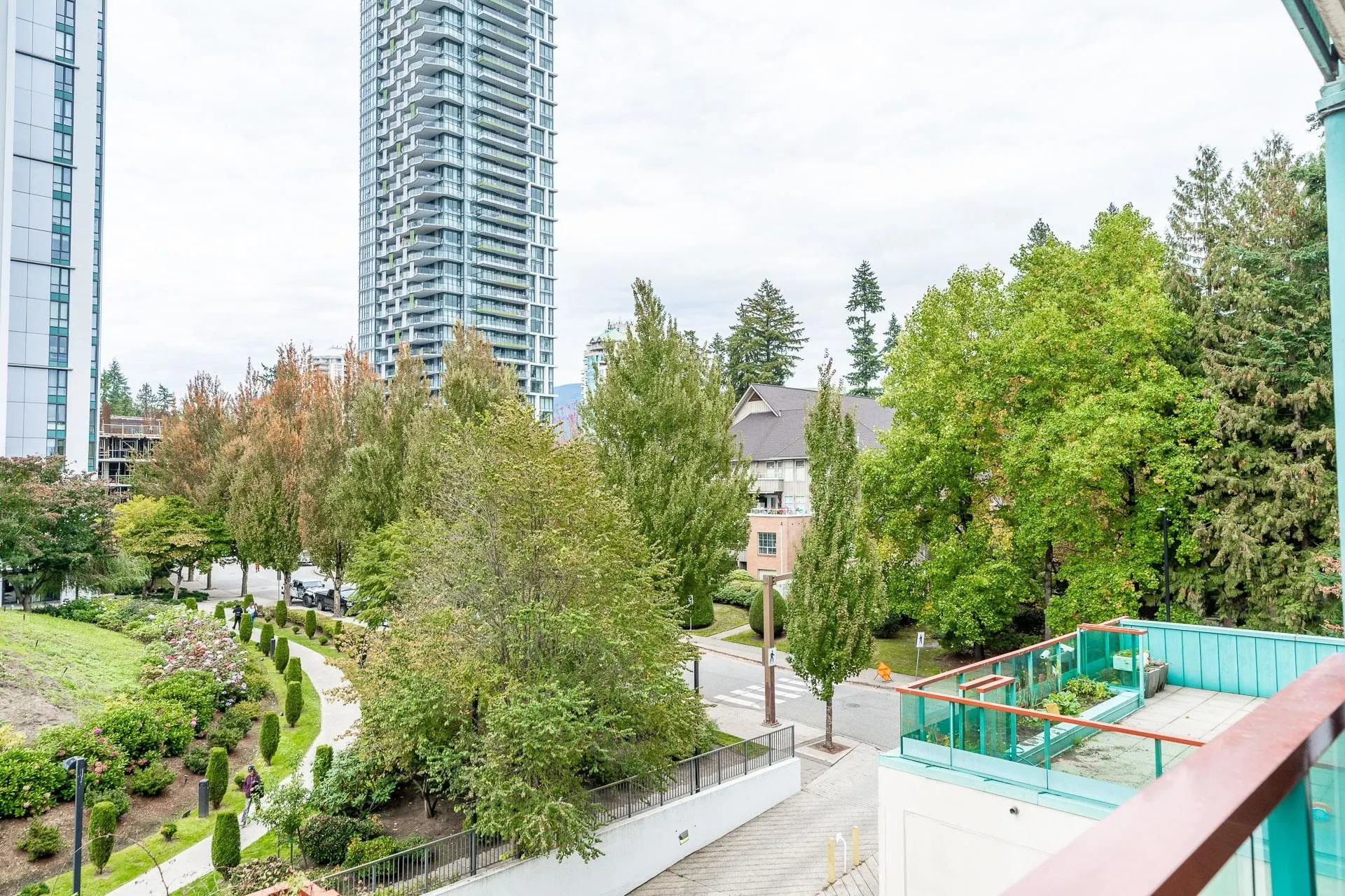 405 1148 Heffley Crescent