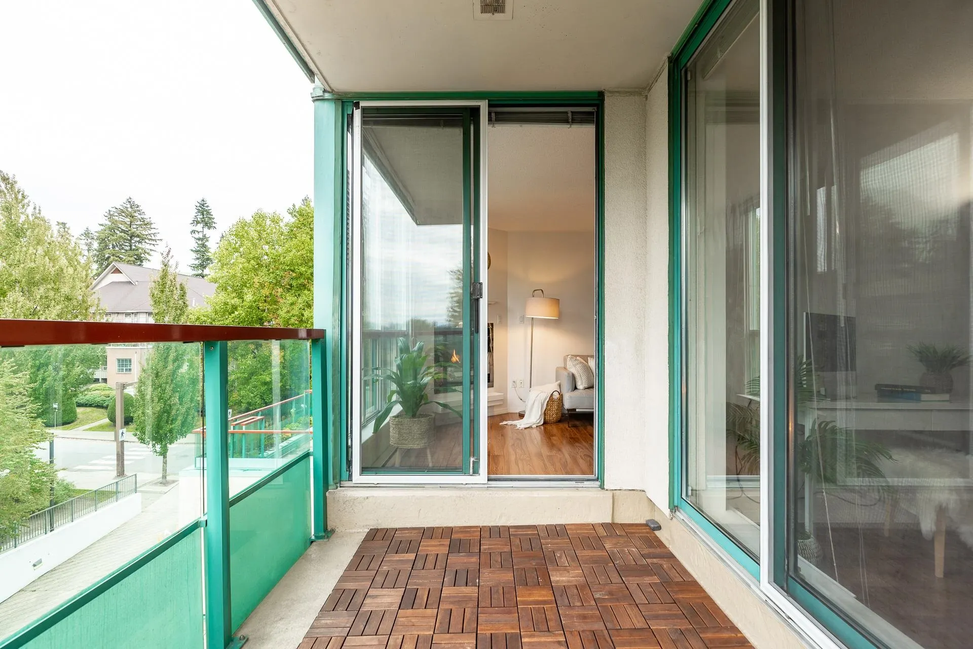 405 1148 Heffley Crescent