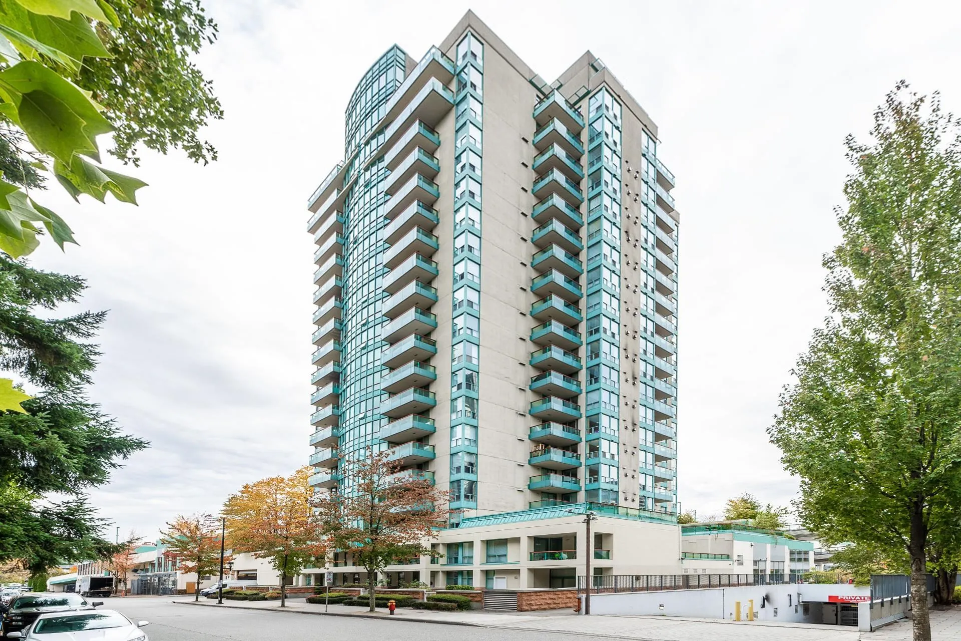 405 1148 Heffley Crescent