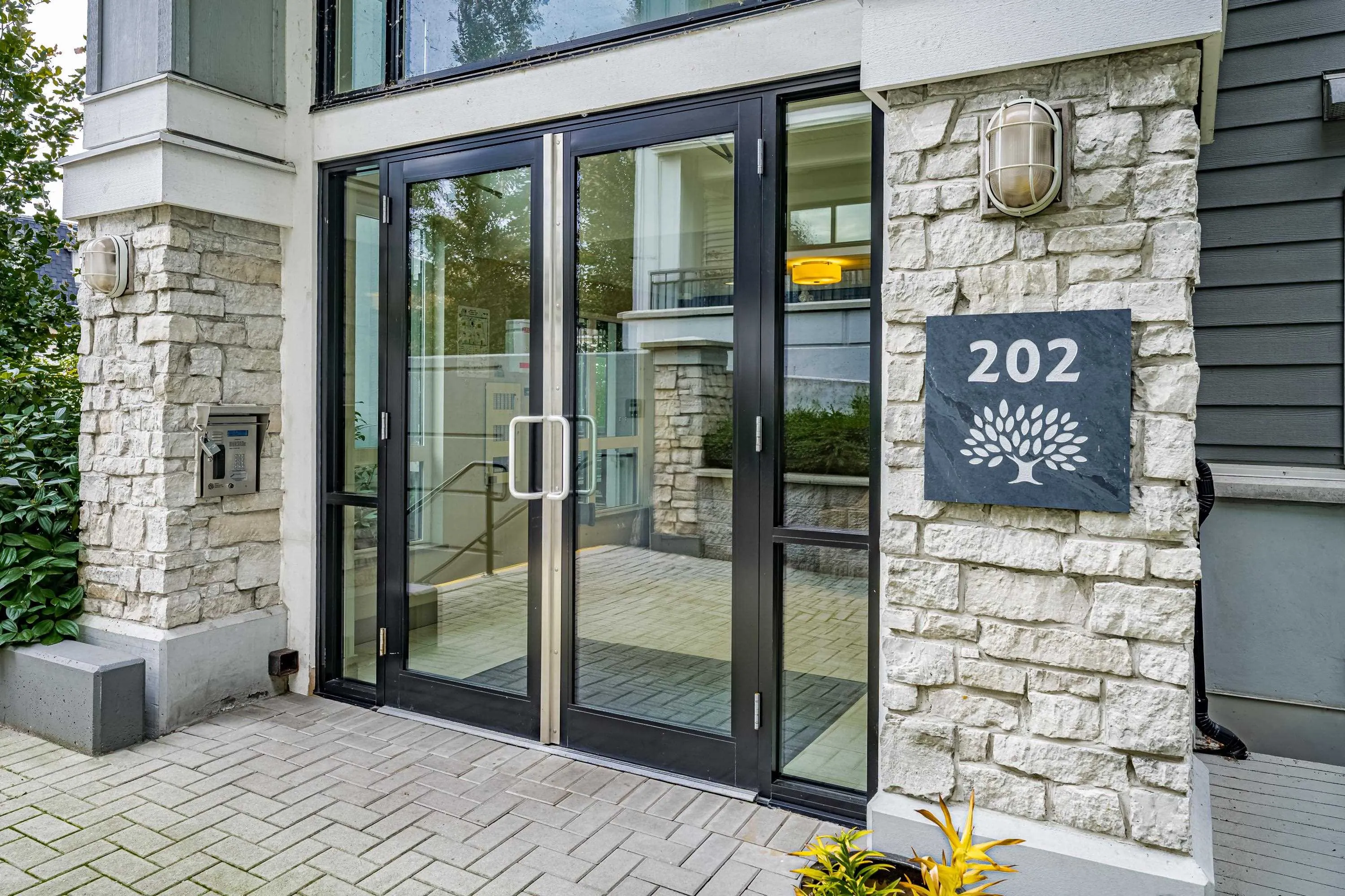 202 202 Lebleu Street