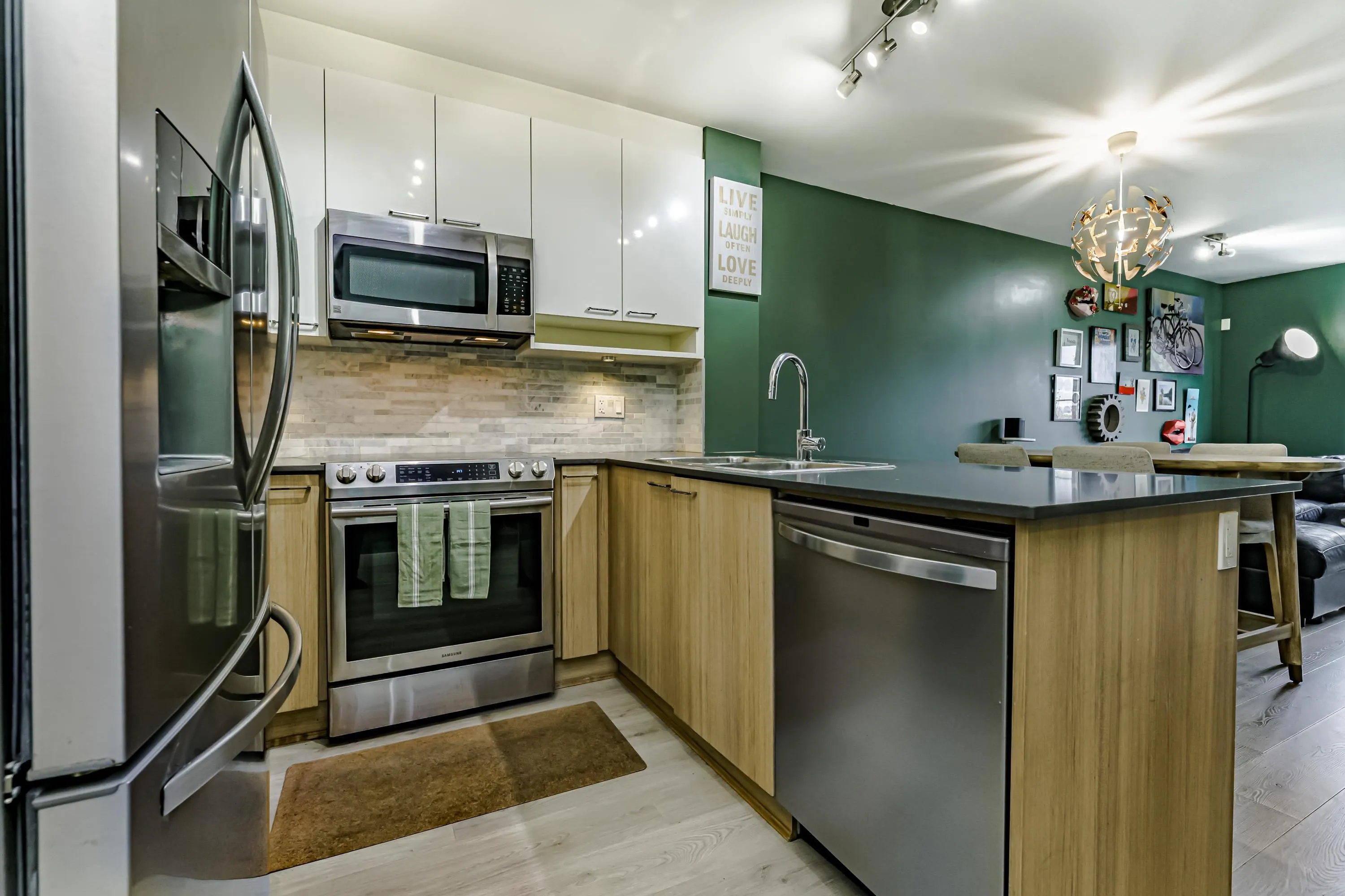 202 202 Lebleu Street