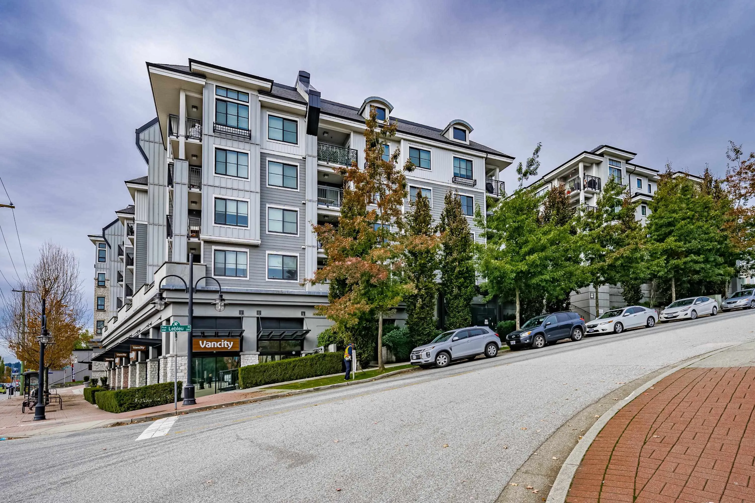 202 202 Lebleu Street