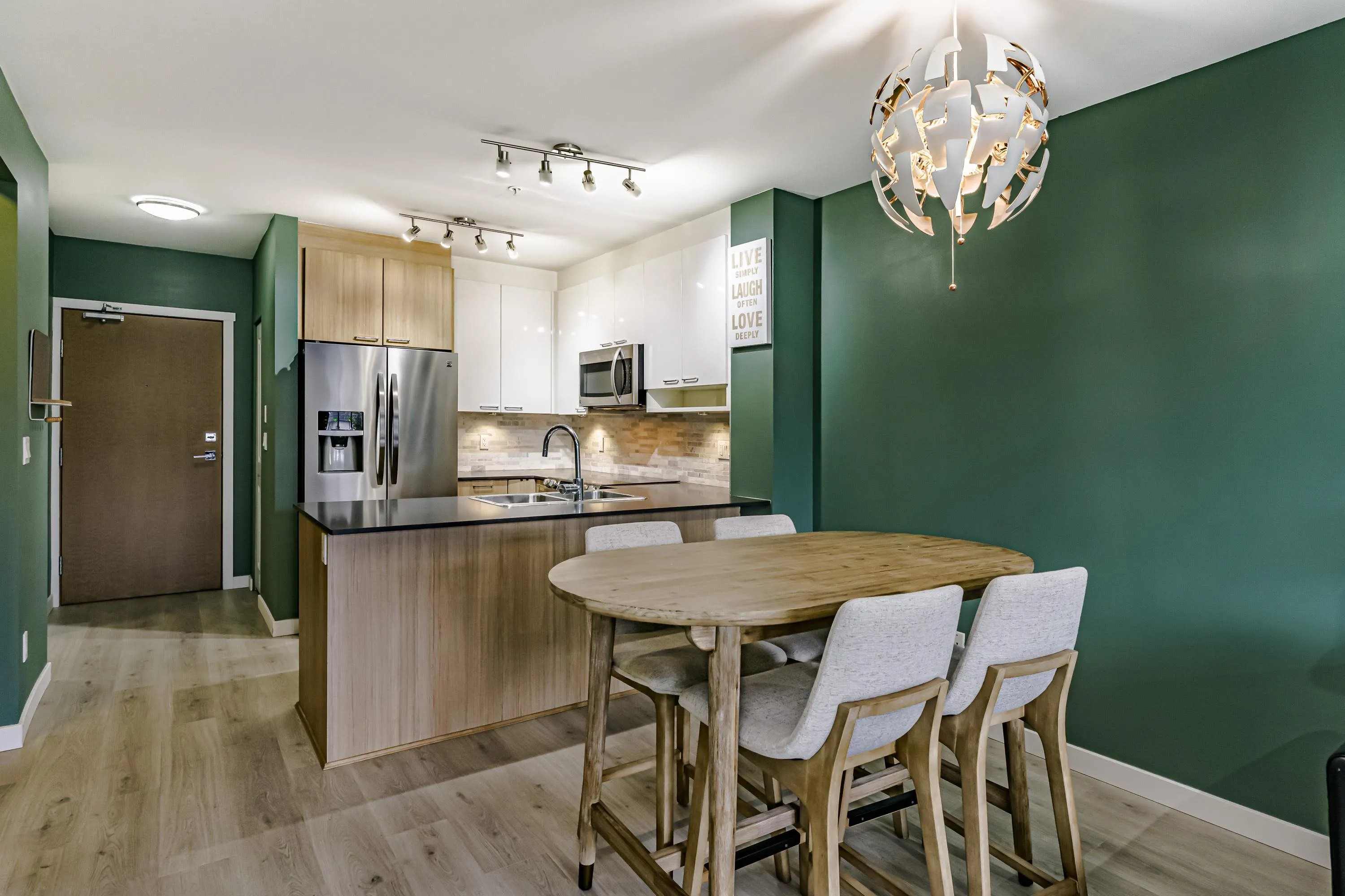 202 202 Lebleu Street