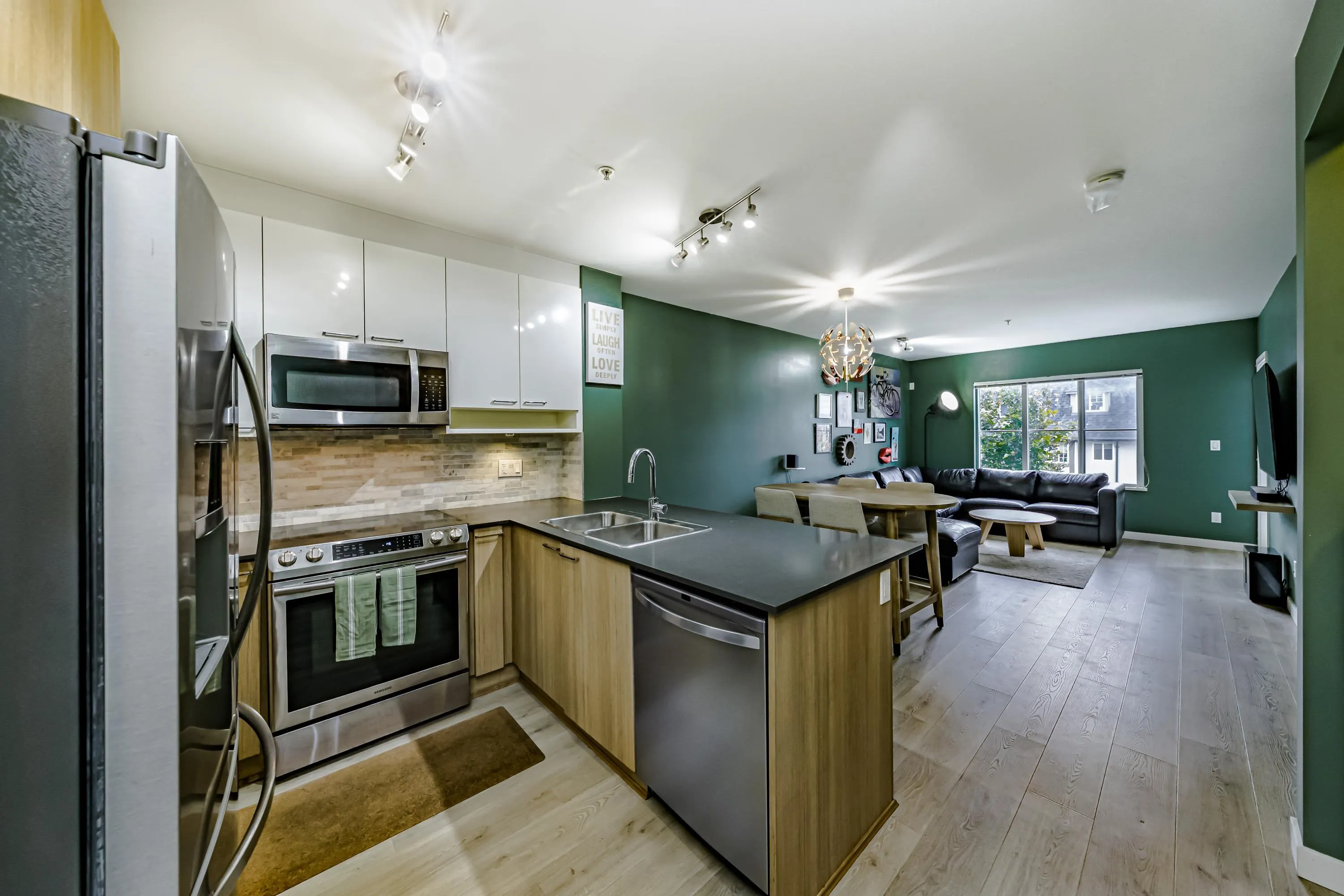 202 202 Lebleu Street