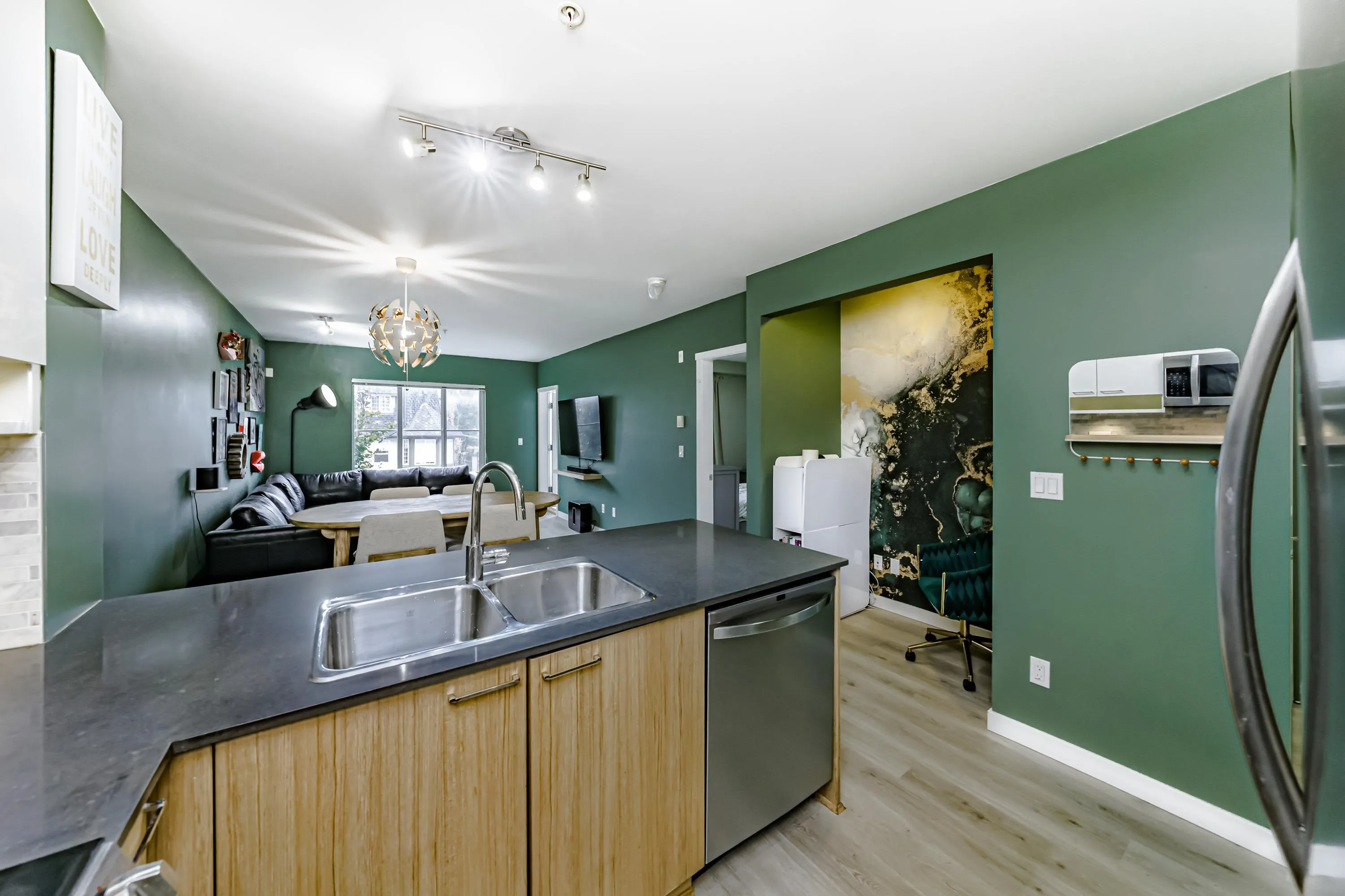 202 202 Lebleu Street