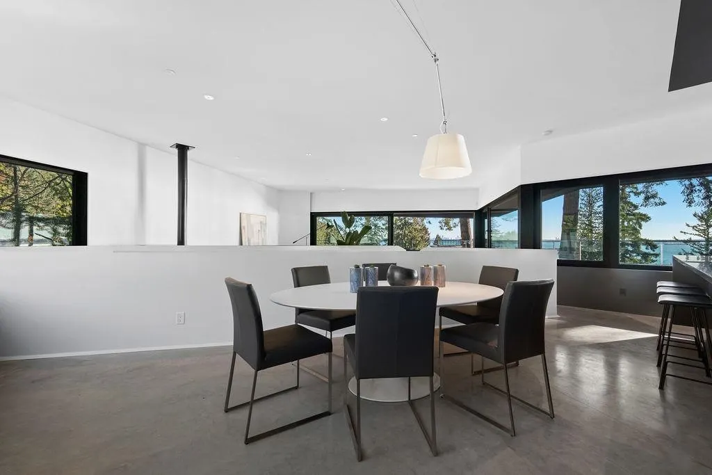 4166 Rose Crescent