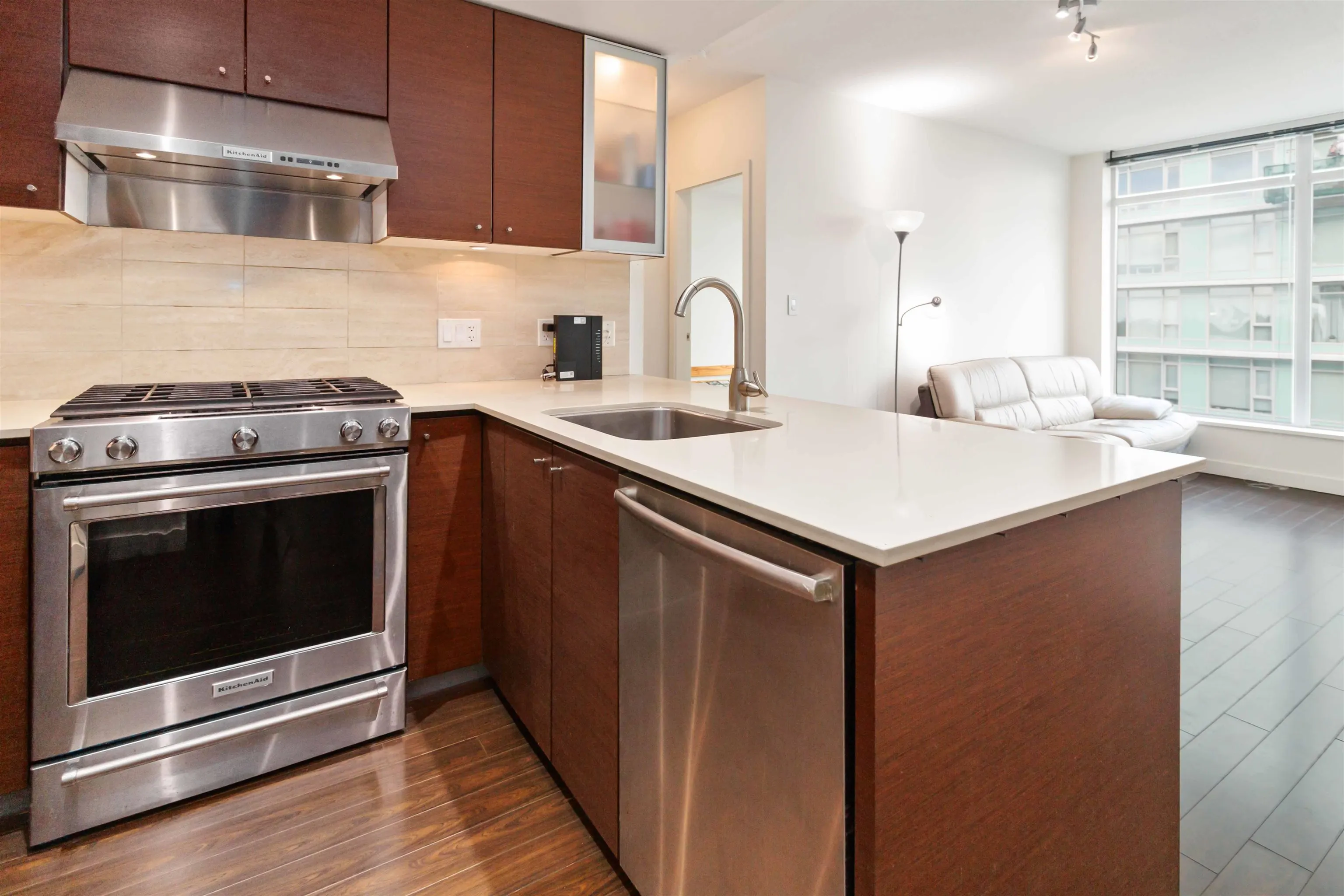 1002 7371 Westminster Highway