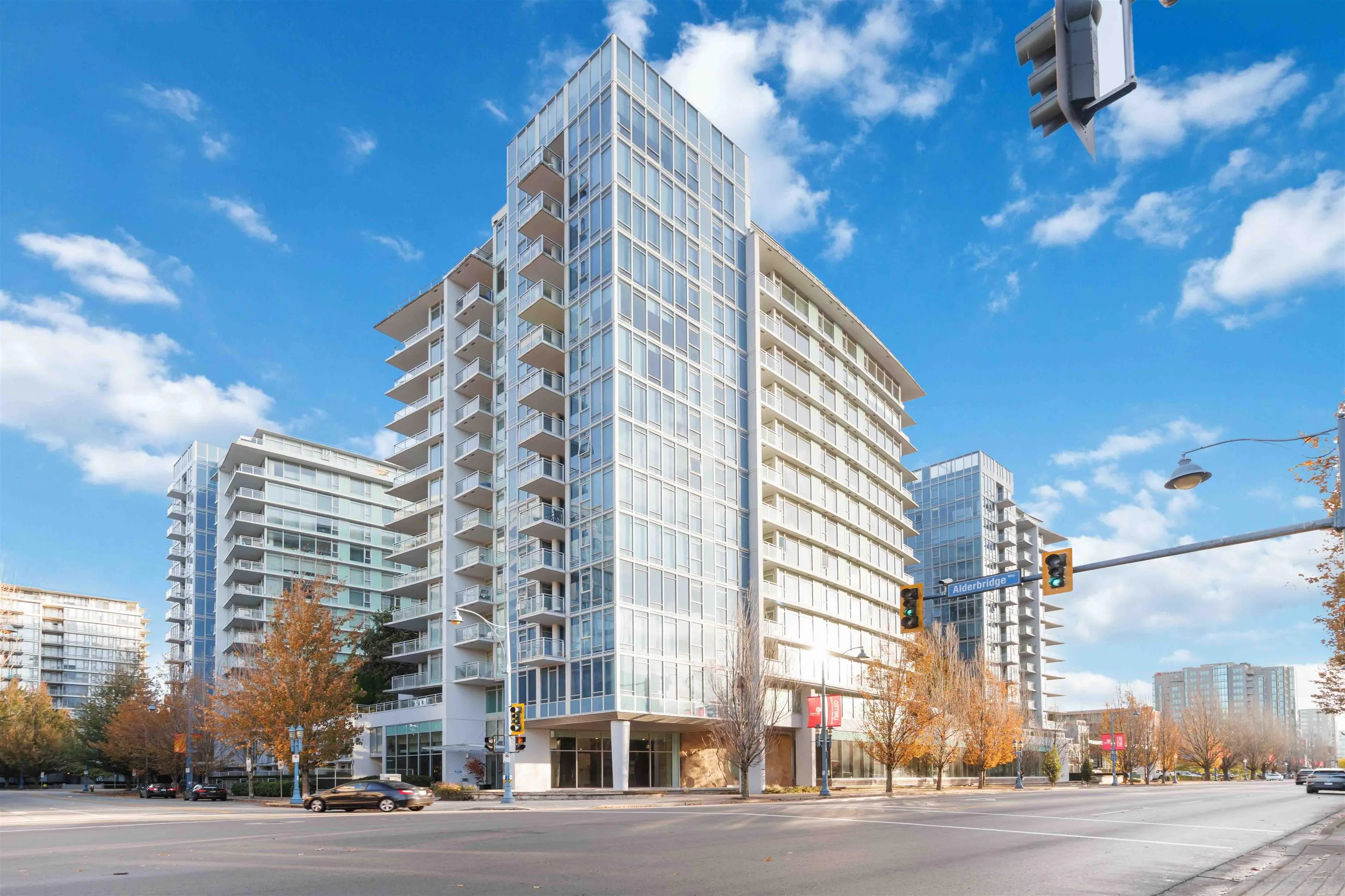 1002 7371 Westminster Highway