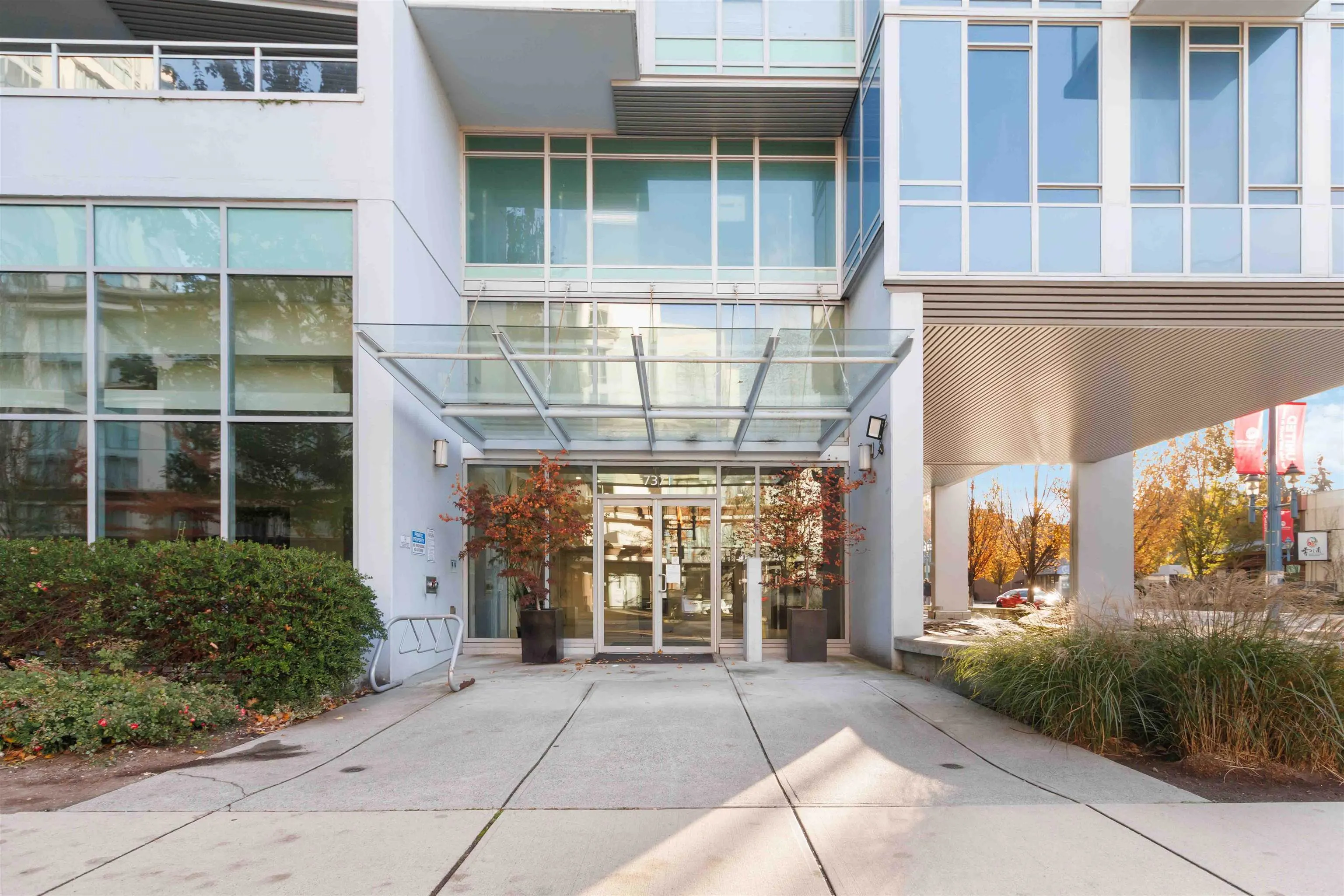 1002 7371 Westminster Highway