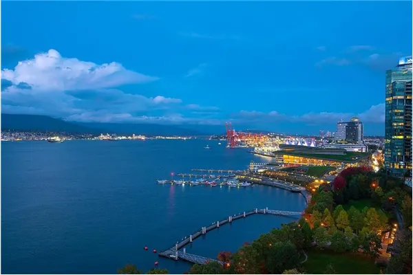 2302 323 Jervis Street