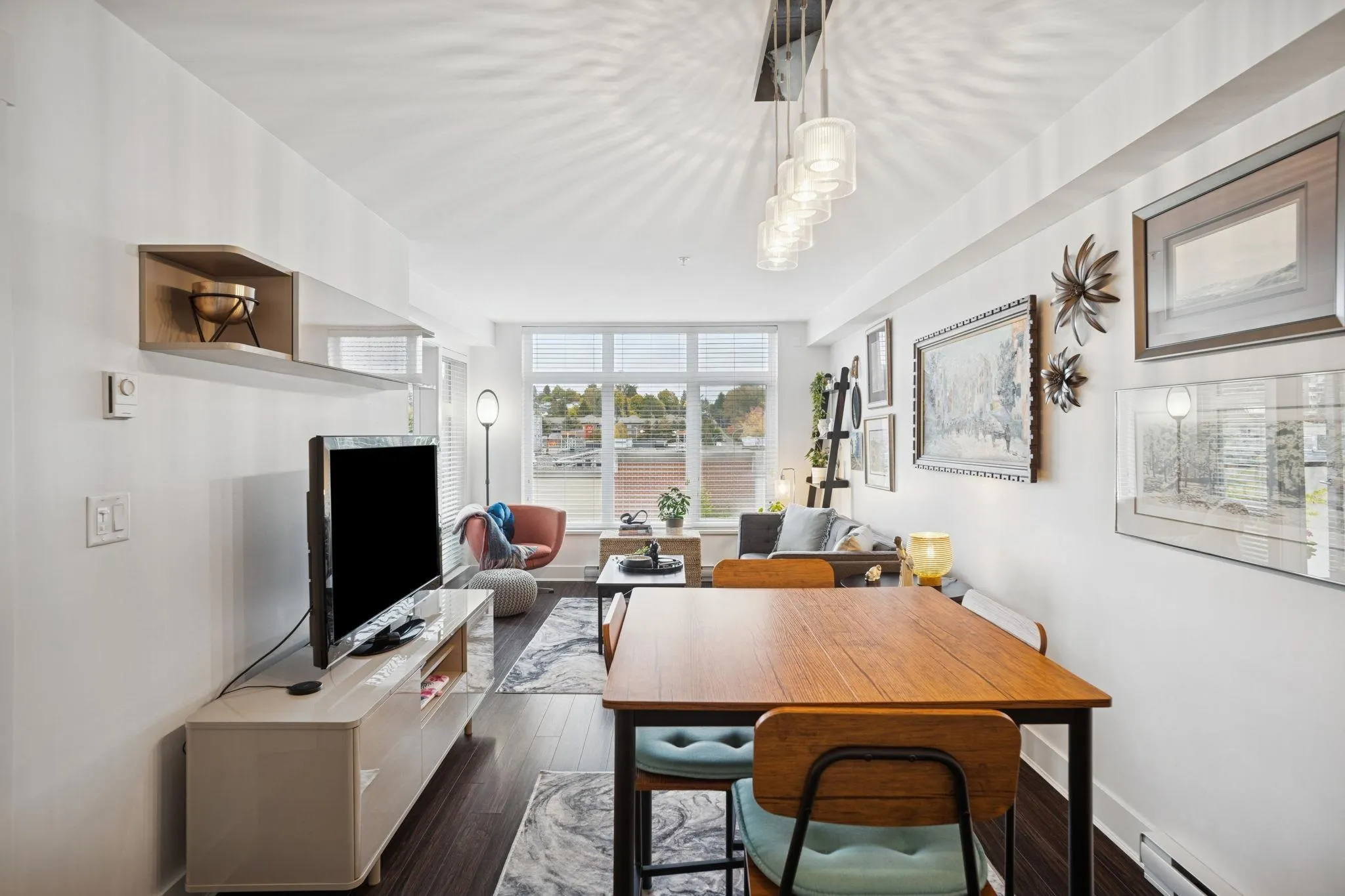 316 55 Eighth Avenue