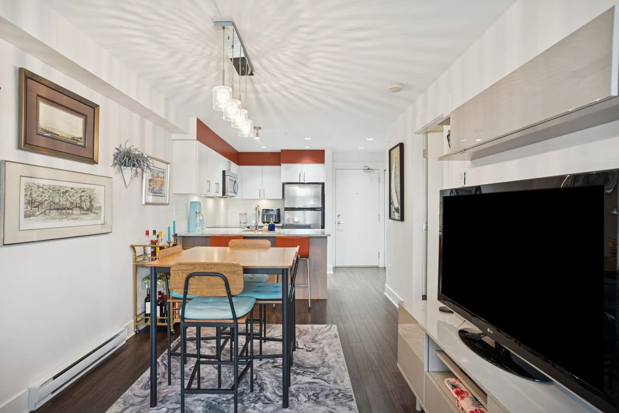 316 55 Eighth Avenue