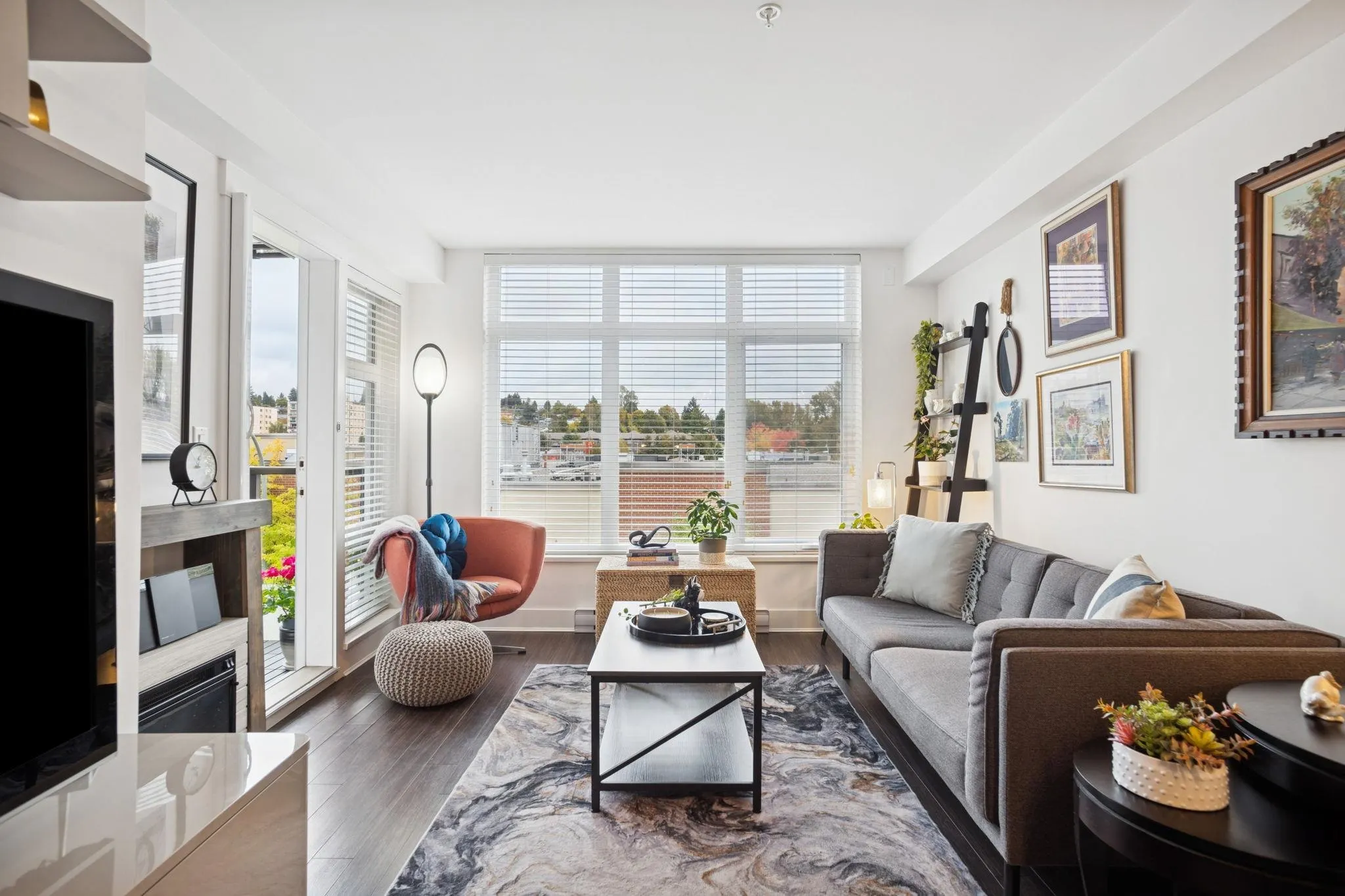 316 55 Eighth Avenue