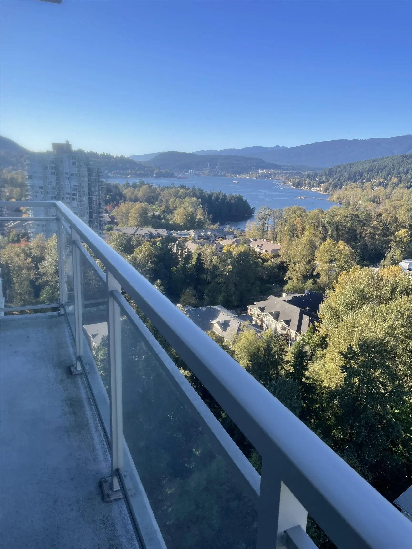 2202 305 Morrissey Road