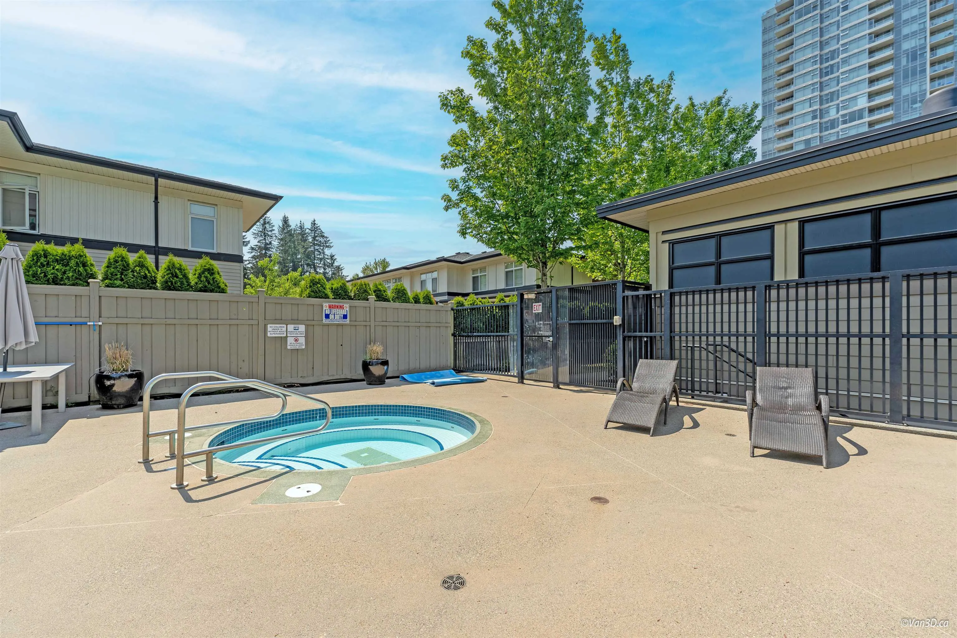 304 3100 Windsor Gate