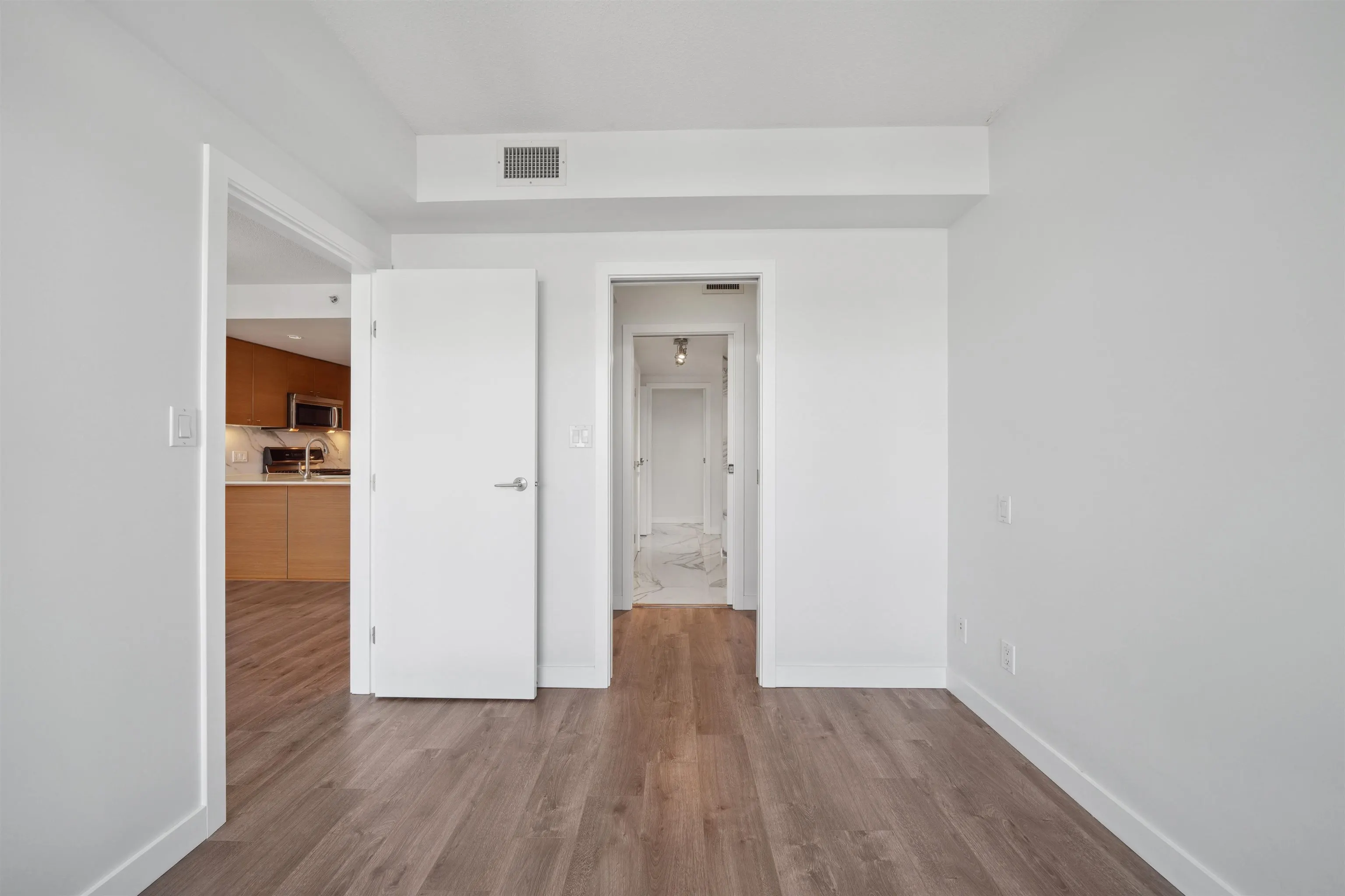 1505 5900 Alderbridge Way