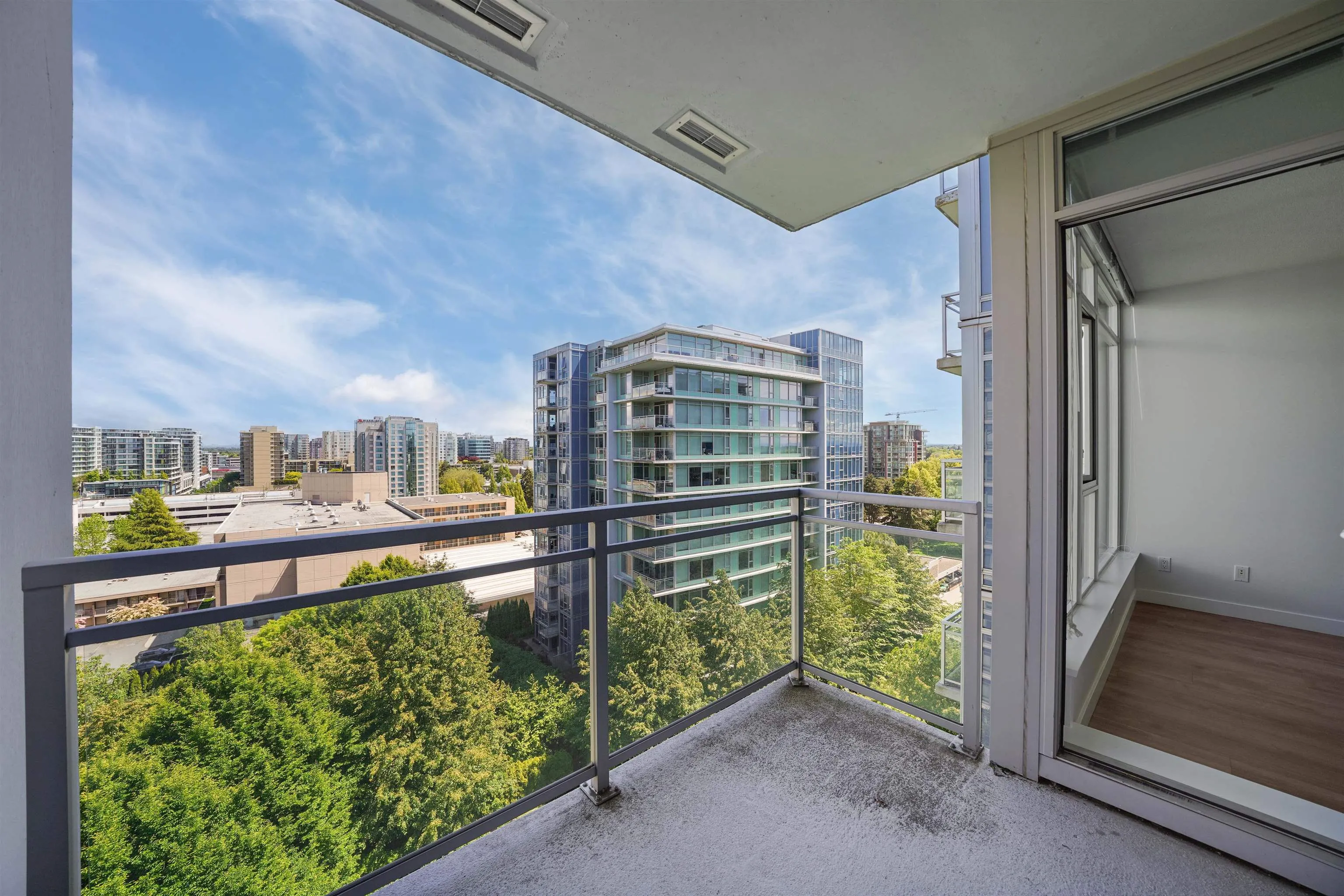 1505 5900 Alderbridge Way