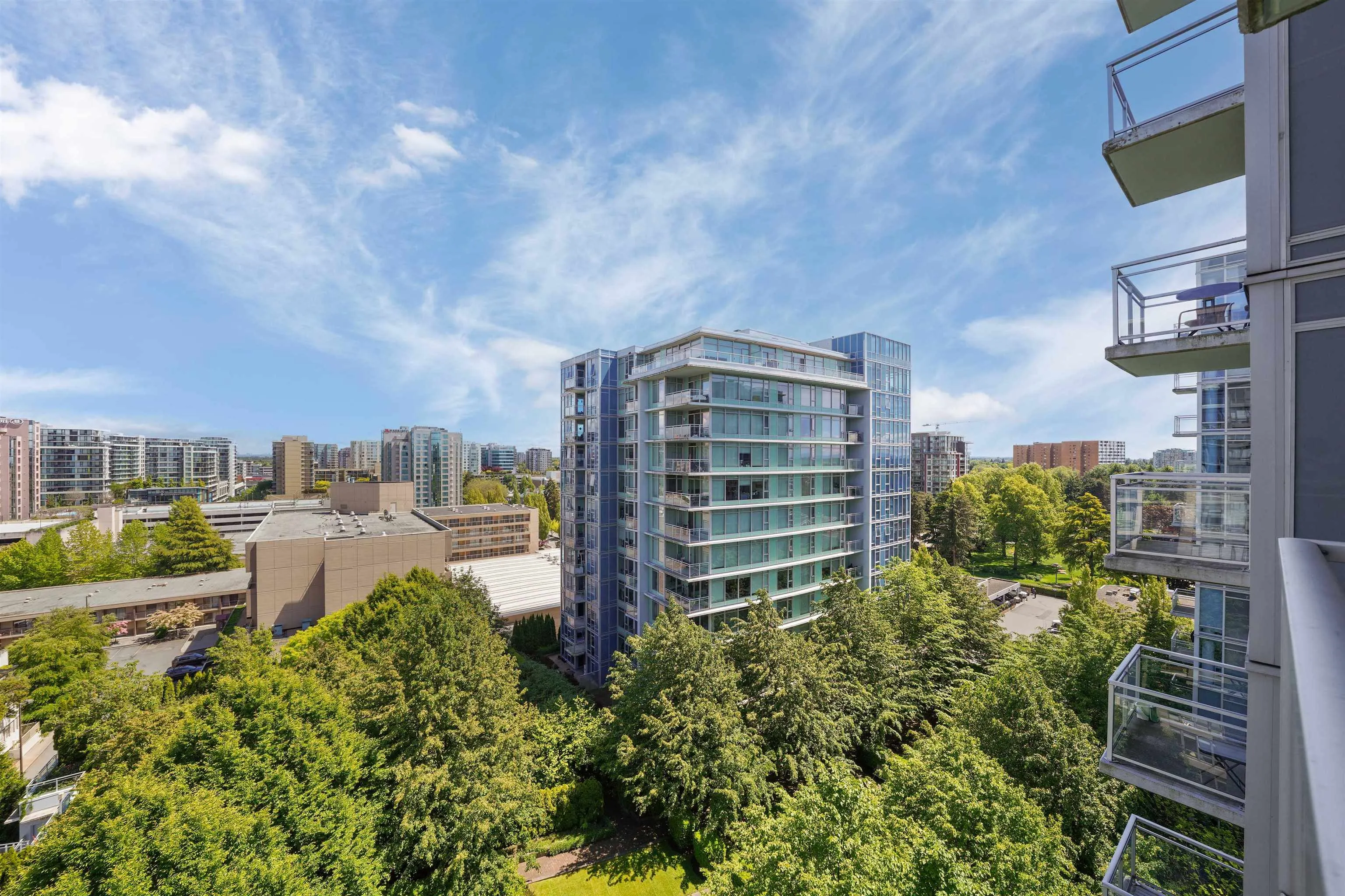 1505 5900 Alderbridge Way