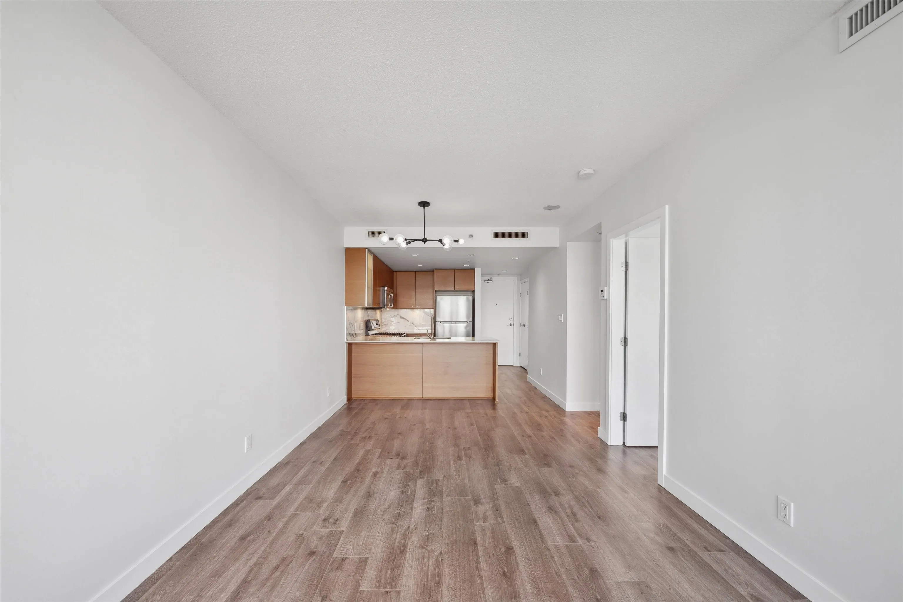 1505 5900 Alderbridge Way
