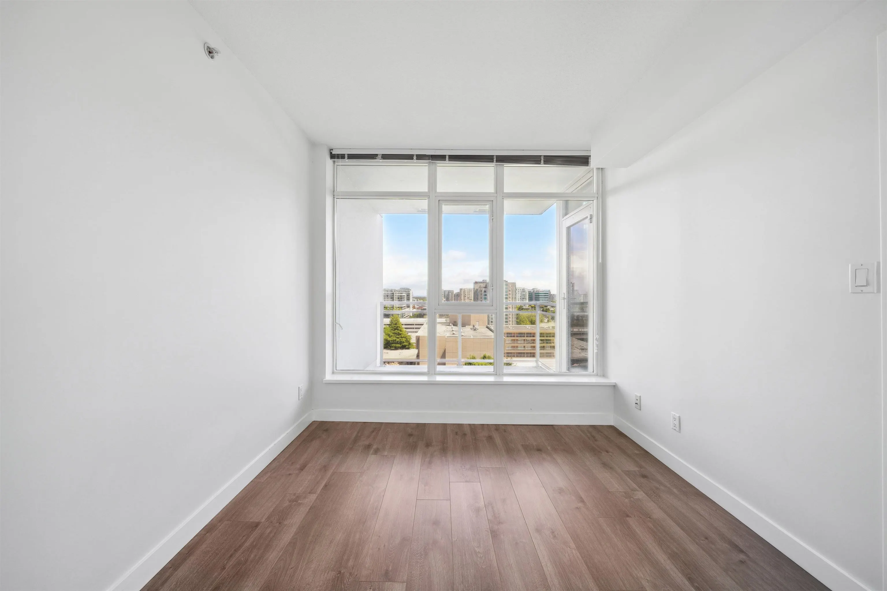 1505 5900 Alderbridge Way