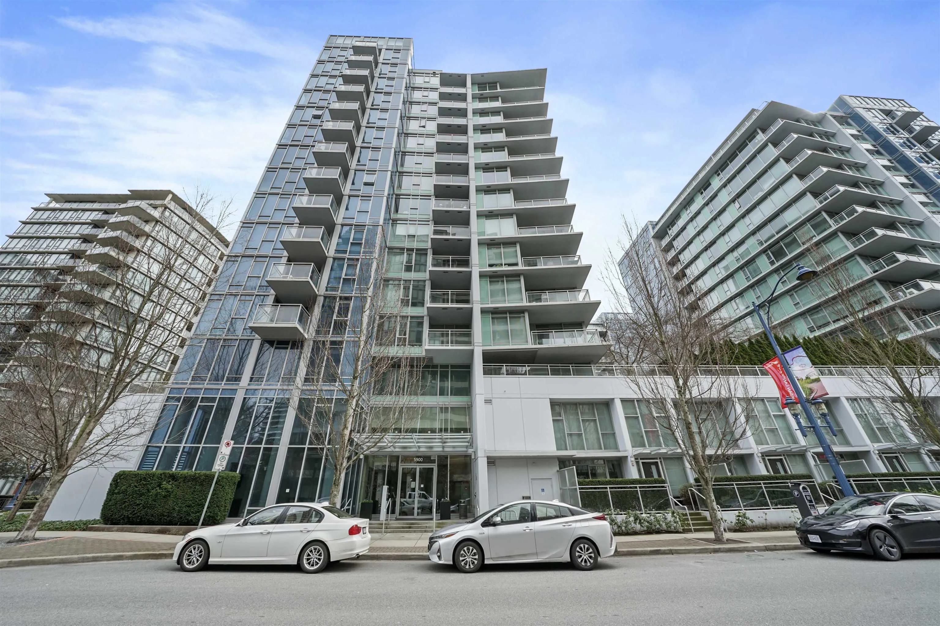 1505 5900 Alderbridge Way