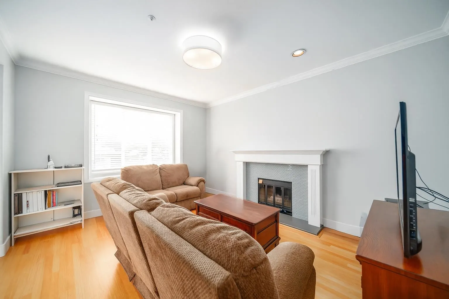 2726 W 42nd Avenue