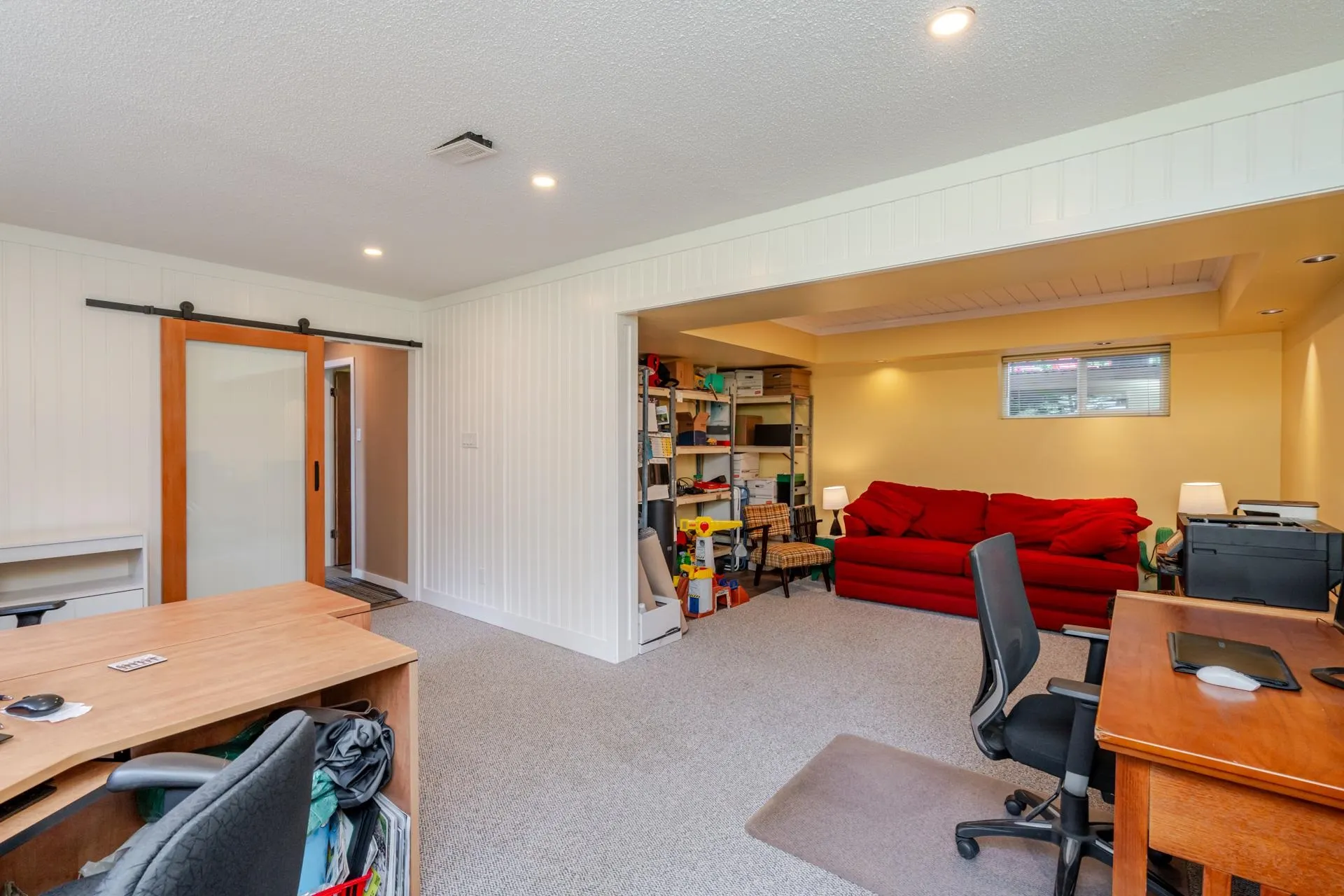 9756 Crown Crescent