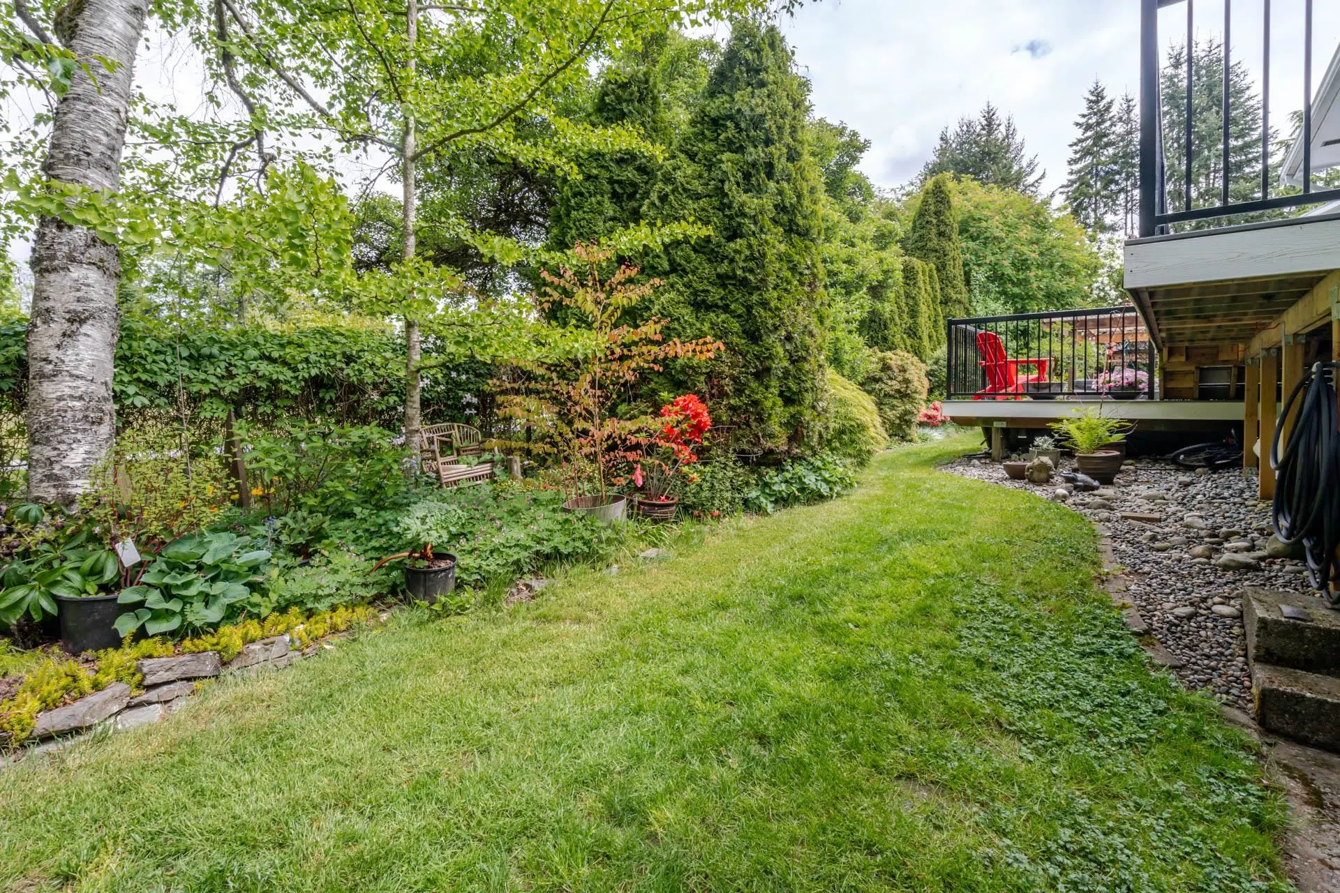 9756 Crown Crescent