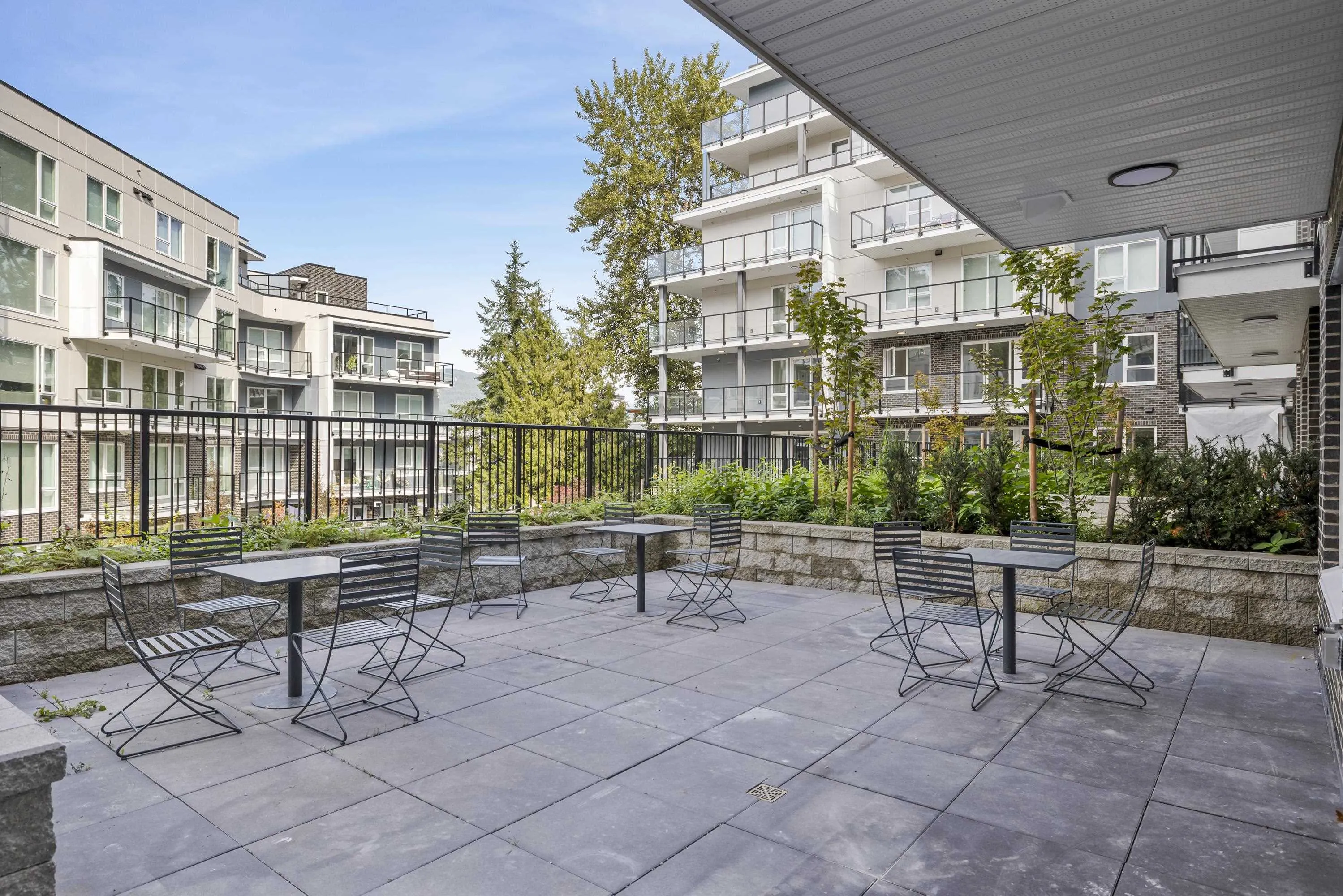 103 2002 St. George Street