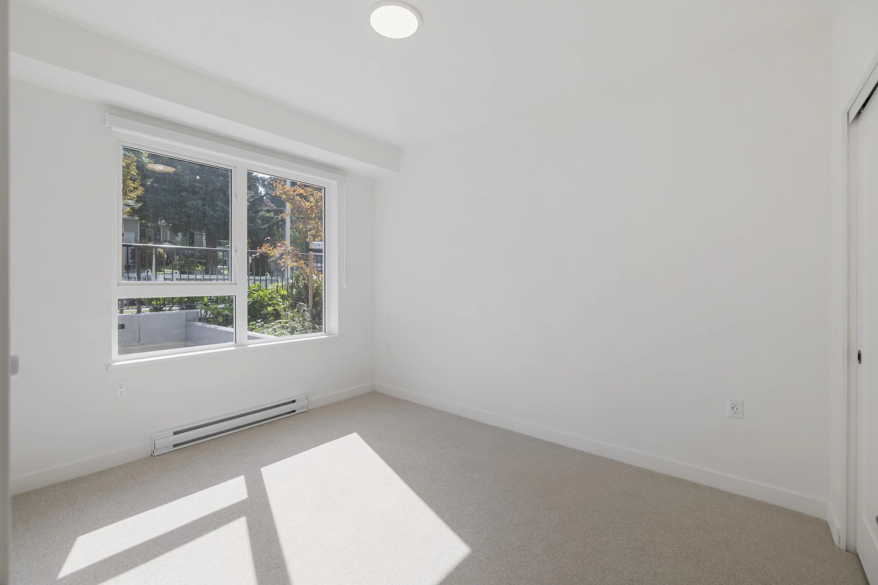 103 2002 St. George Street