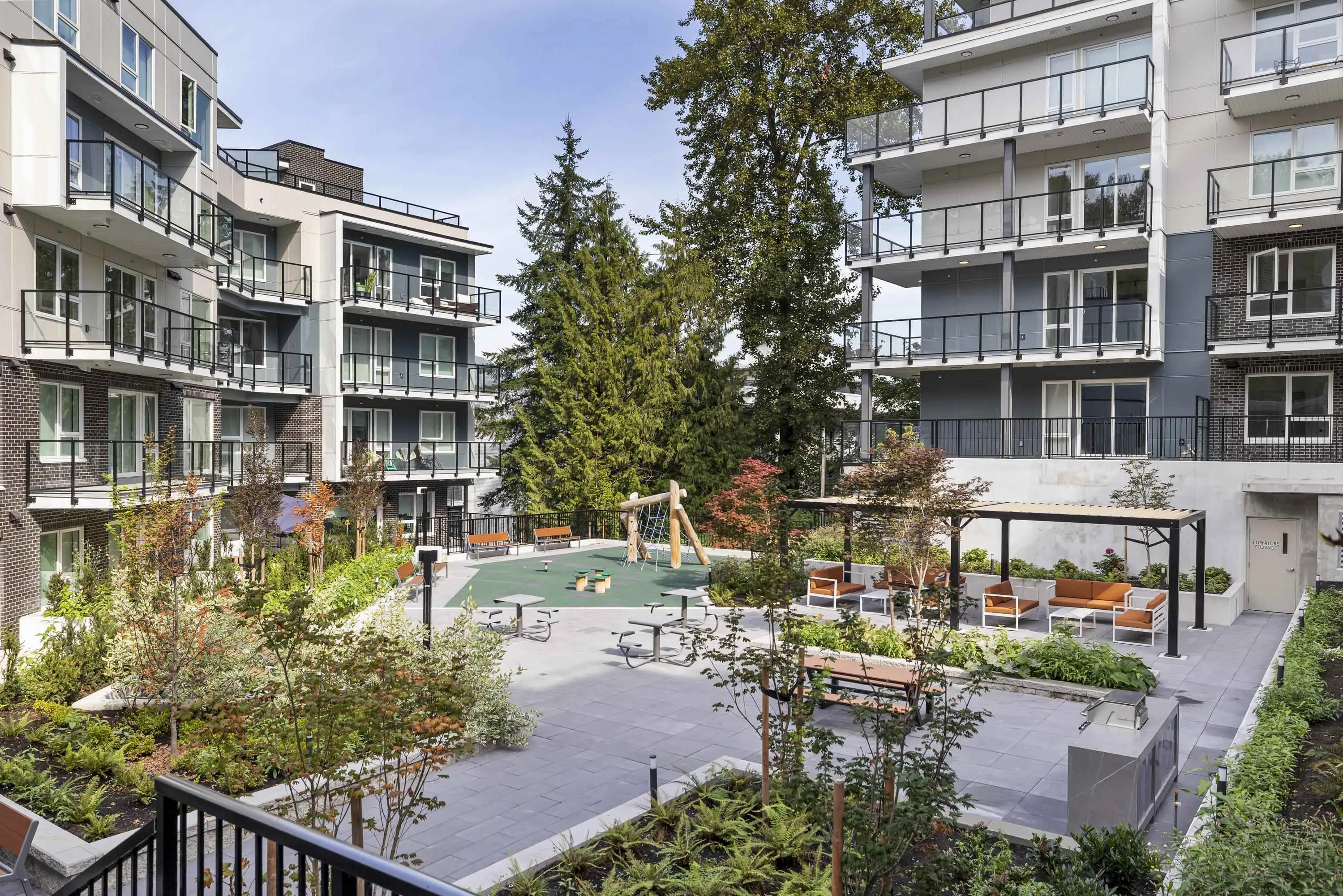 103 2002 St. George Street